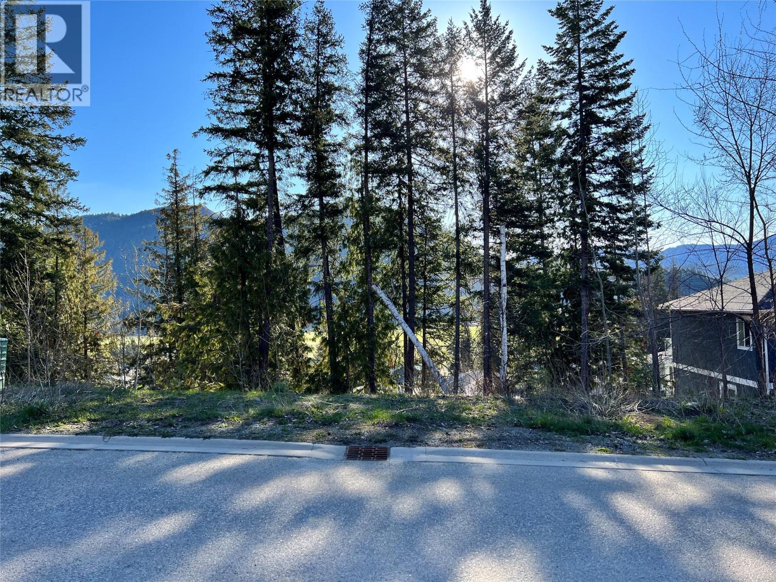 2541 Cedar Ridge Court Property Photo 1