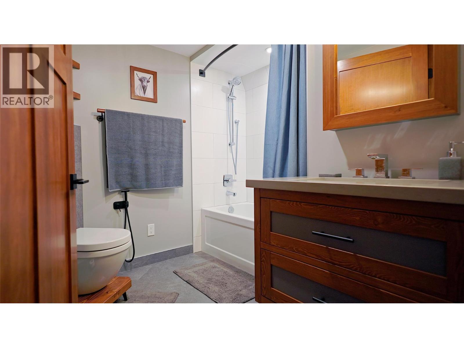475 Bluenose Road Property Photo 12