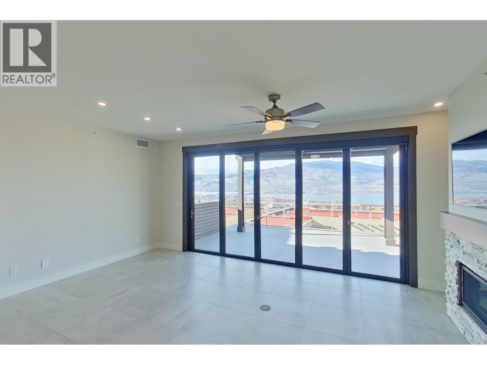 2000 Valleyview Drive Unit# 33 Property Photo 12