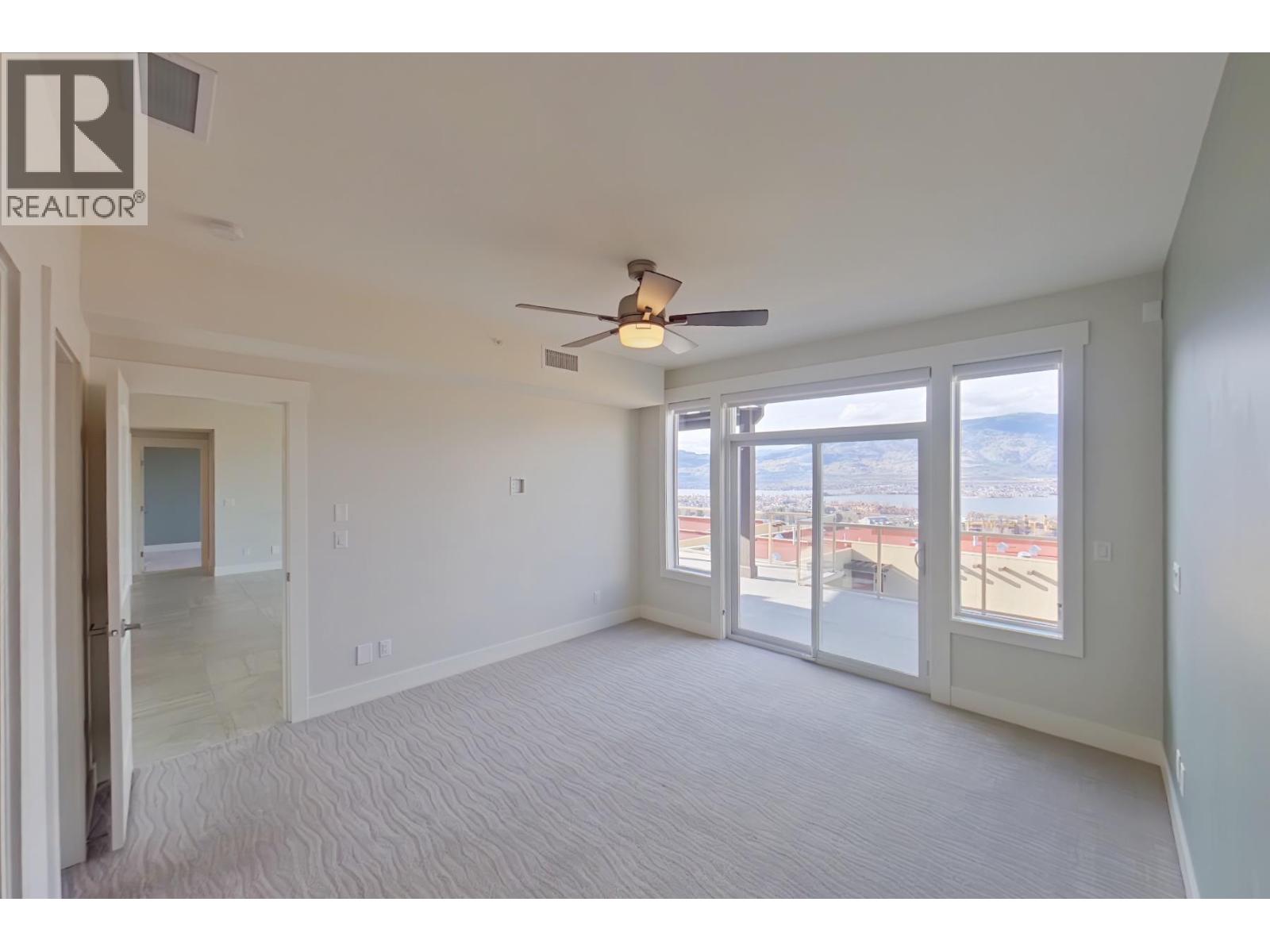 2000 Valleyview Drive Unit# 33 Property Photo 16