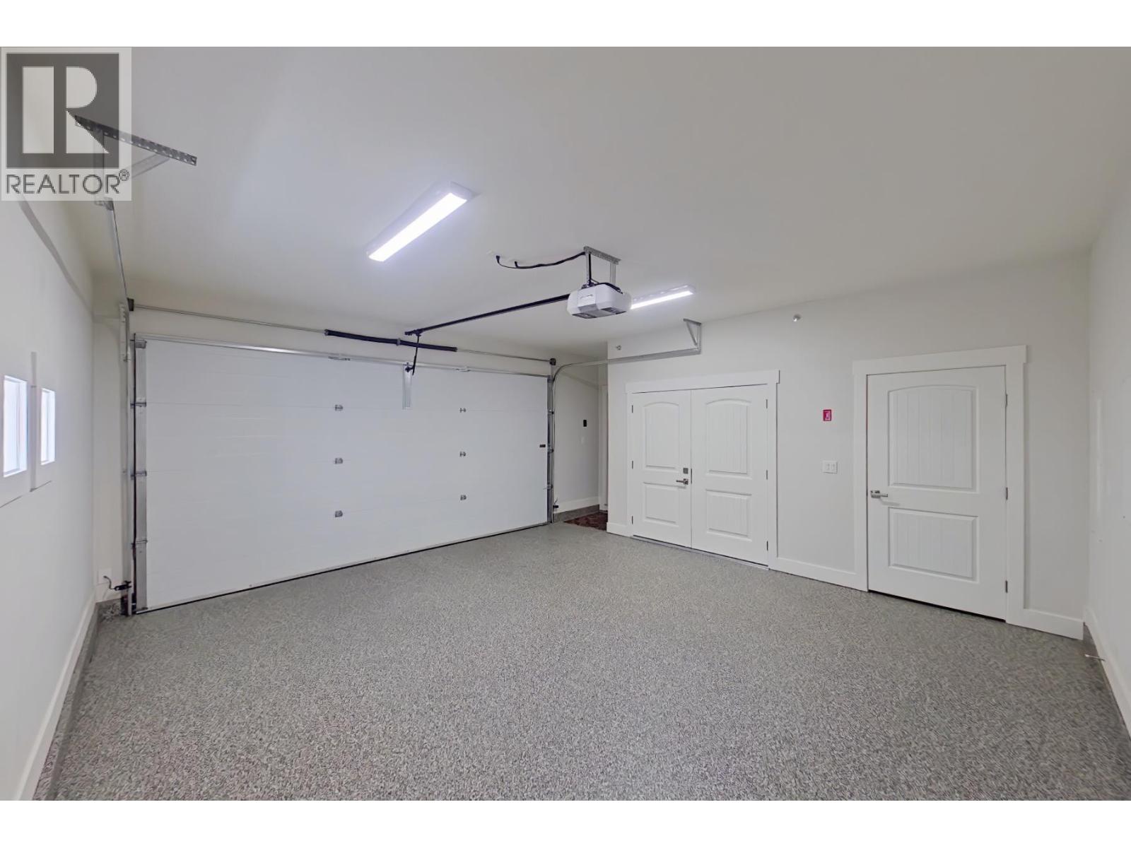 2000 Valleyview Drive Unit# 33 Property Photo 23