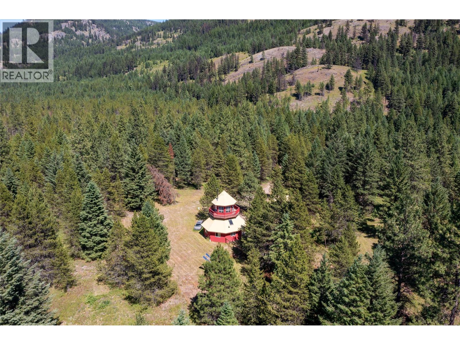 6055 Kettle River Forestry Service Road Property Photo 14