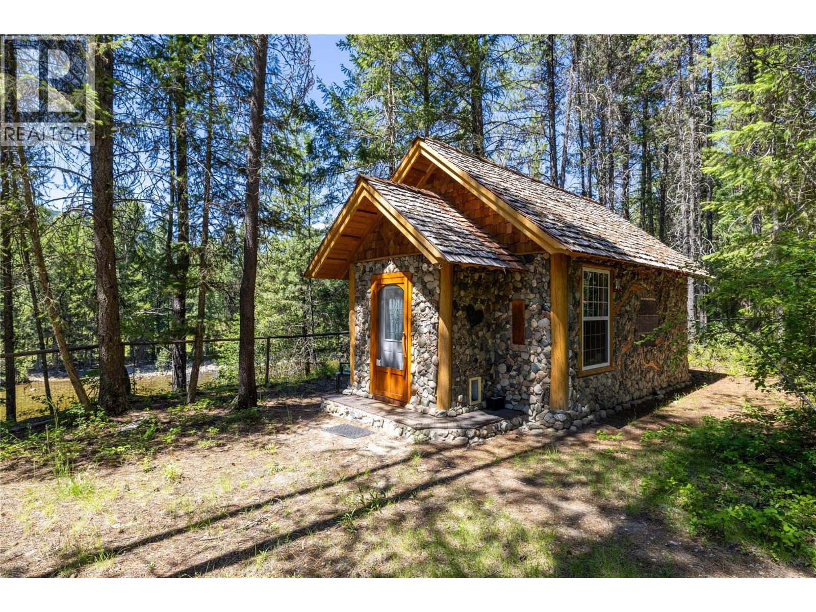 6055 Kettle River Forestry Service Road Property Photo 35