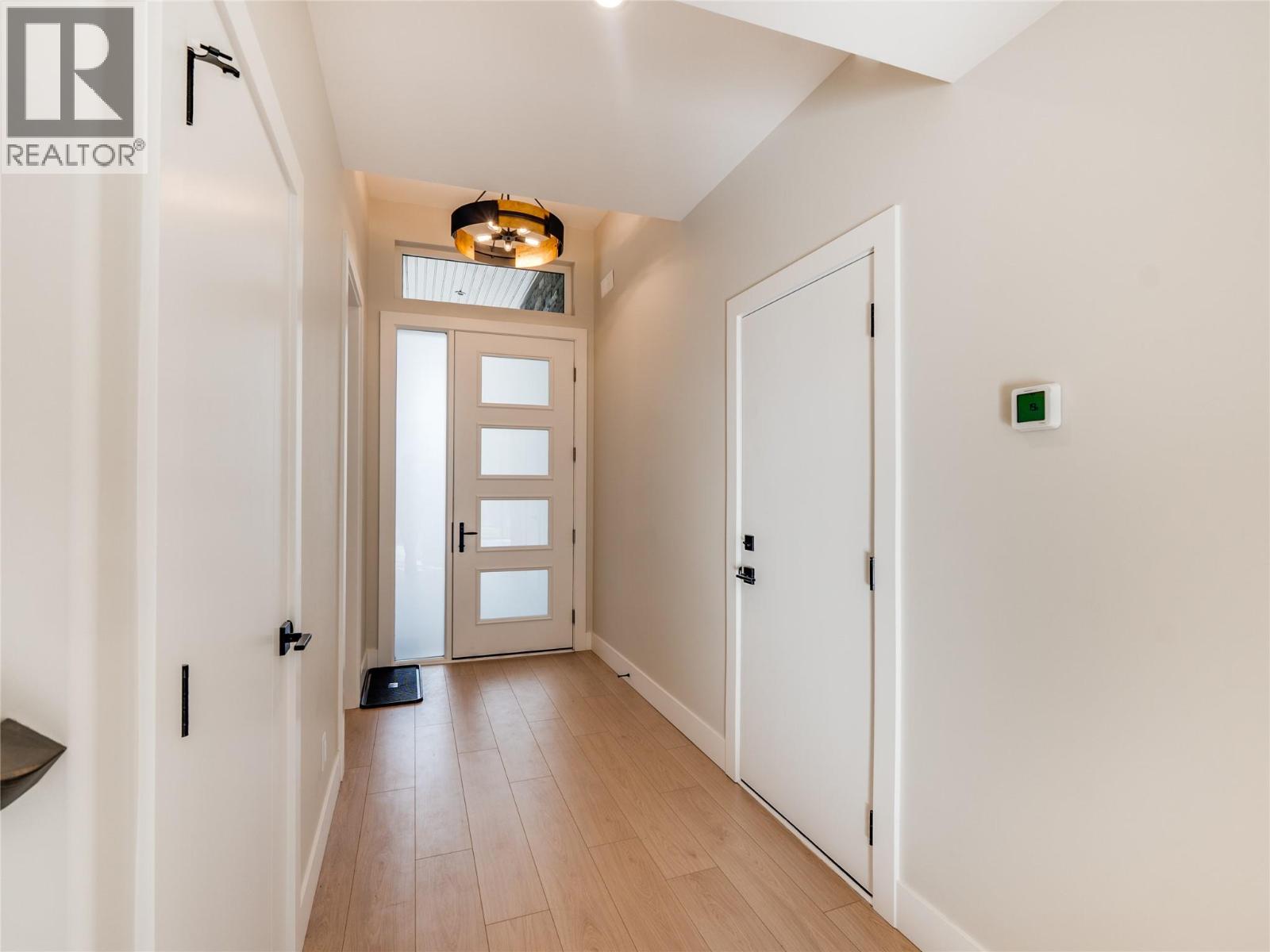 910 Lakeside Drive Unit# 401 Property Photo 10