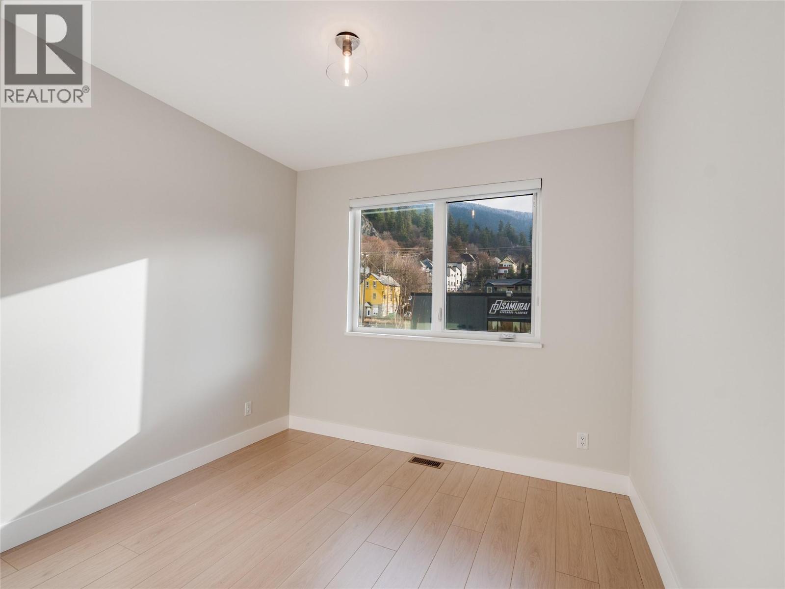 910 Lakeside Drive Unit# 401 Property Photo 38