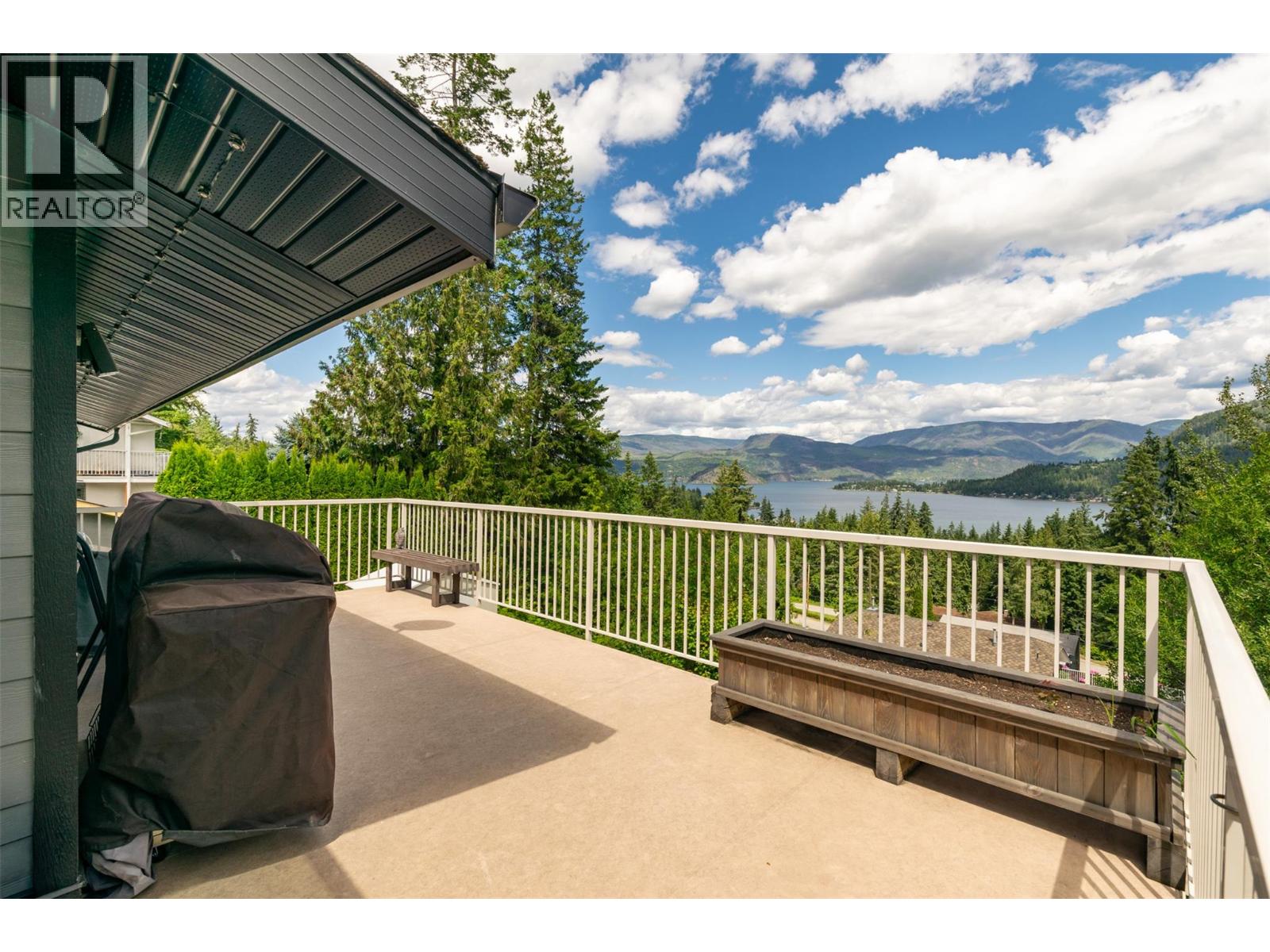 2617 Mountview Drive Property Photo 25