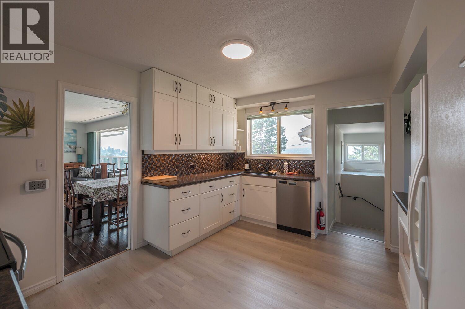 168 Lower Bench Road Property Photo 3