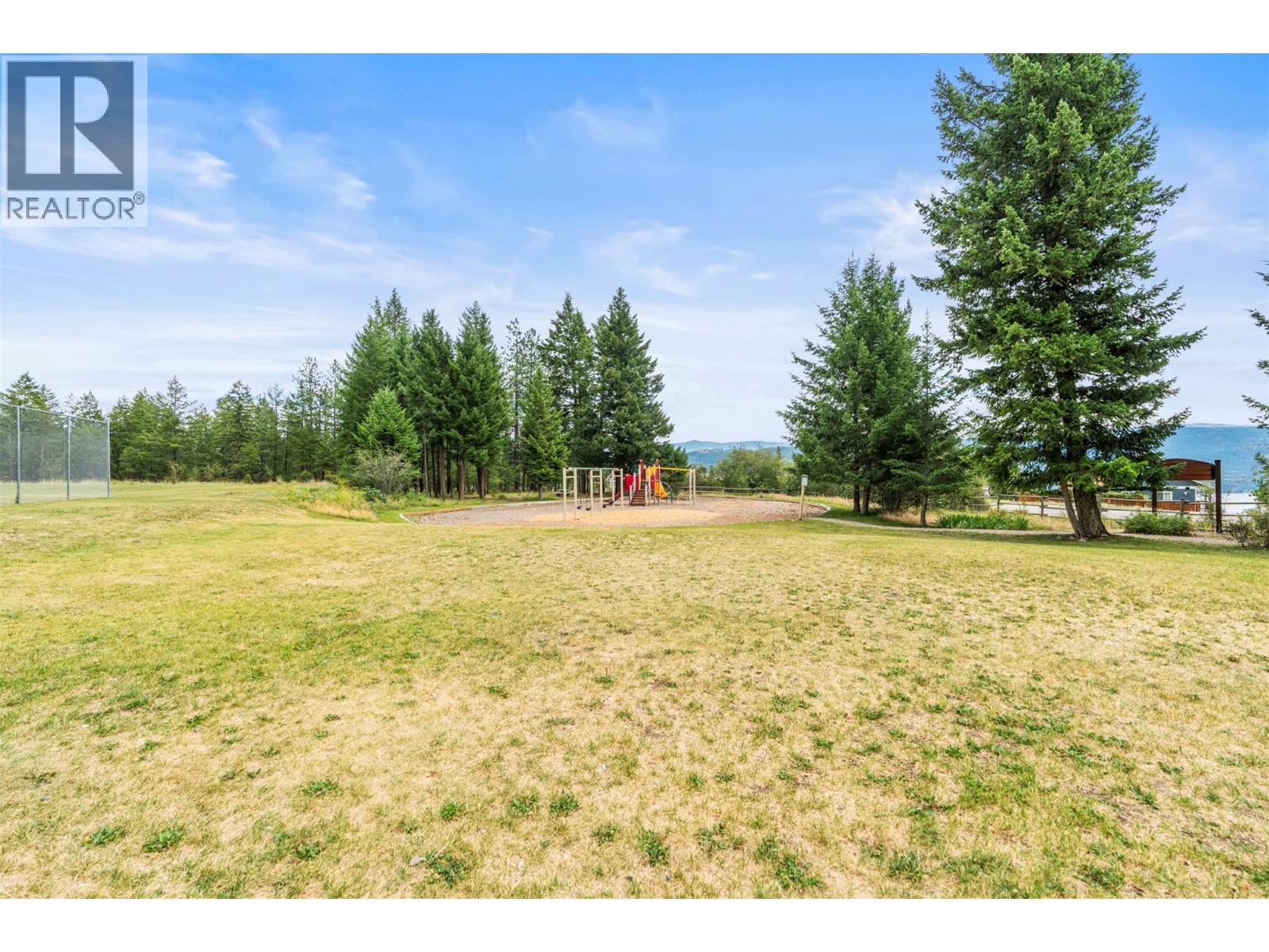 10551 Columbia Way Property Photo 18