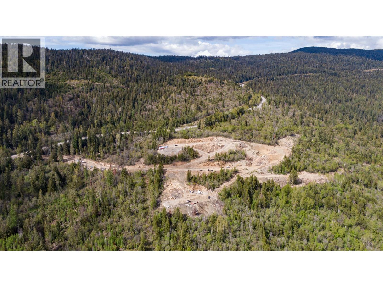 9190 Silver Star Road Property Photo 17