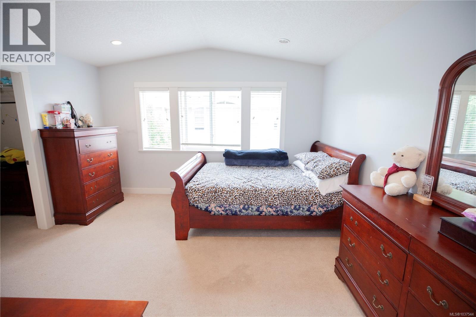 107 2889 Carlow Rd Property Photo 43