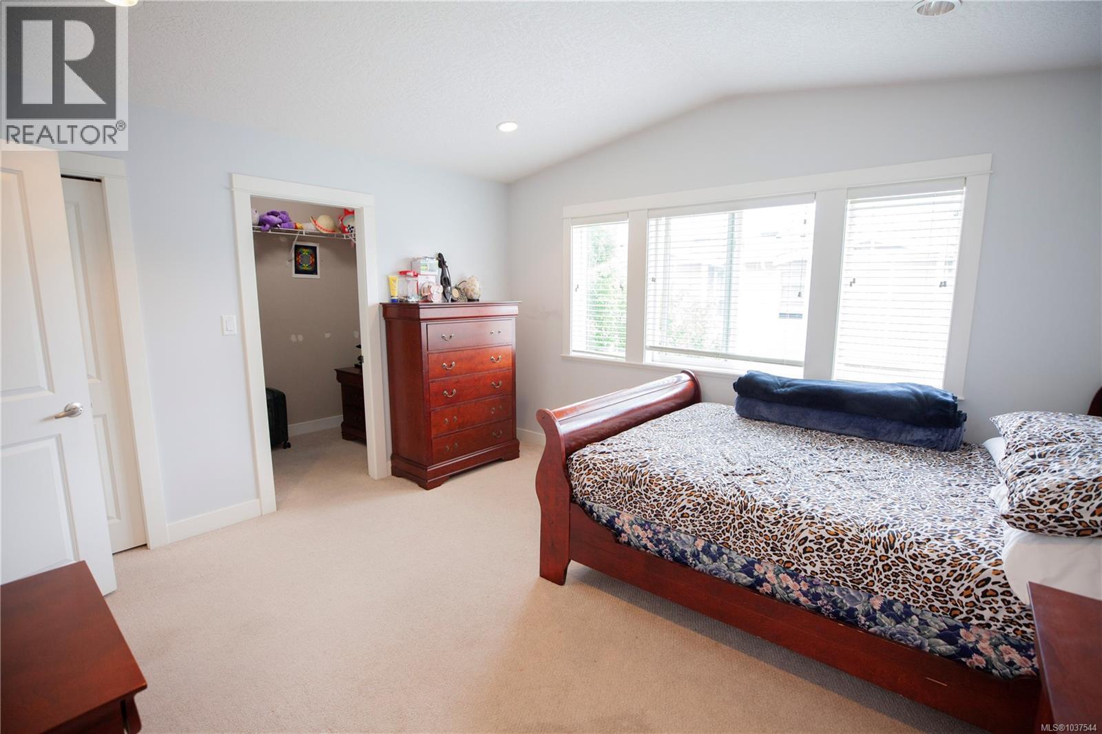 107 2889 Carlow Rd Property Photo 44