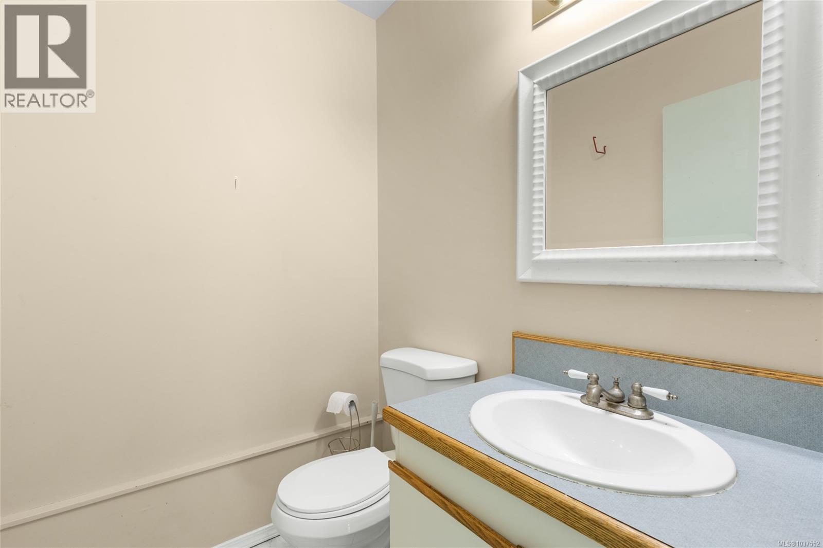 A 6703 West Coast Rd Property Photo 15