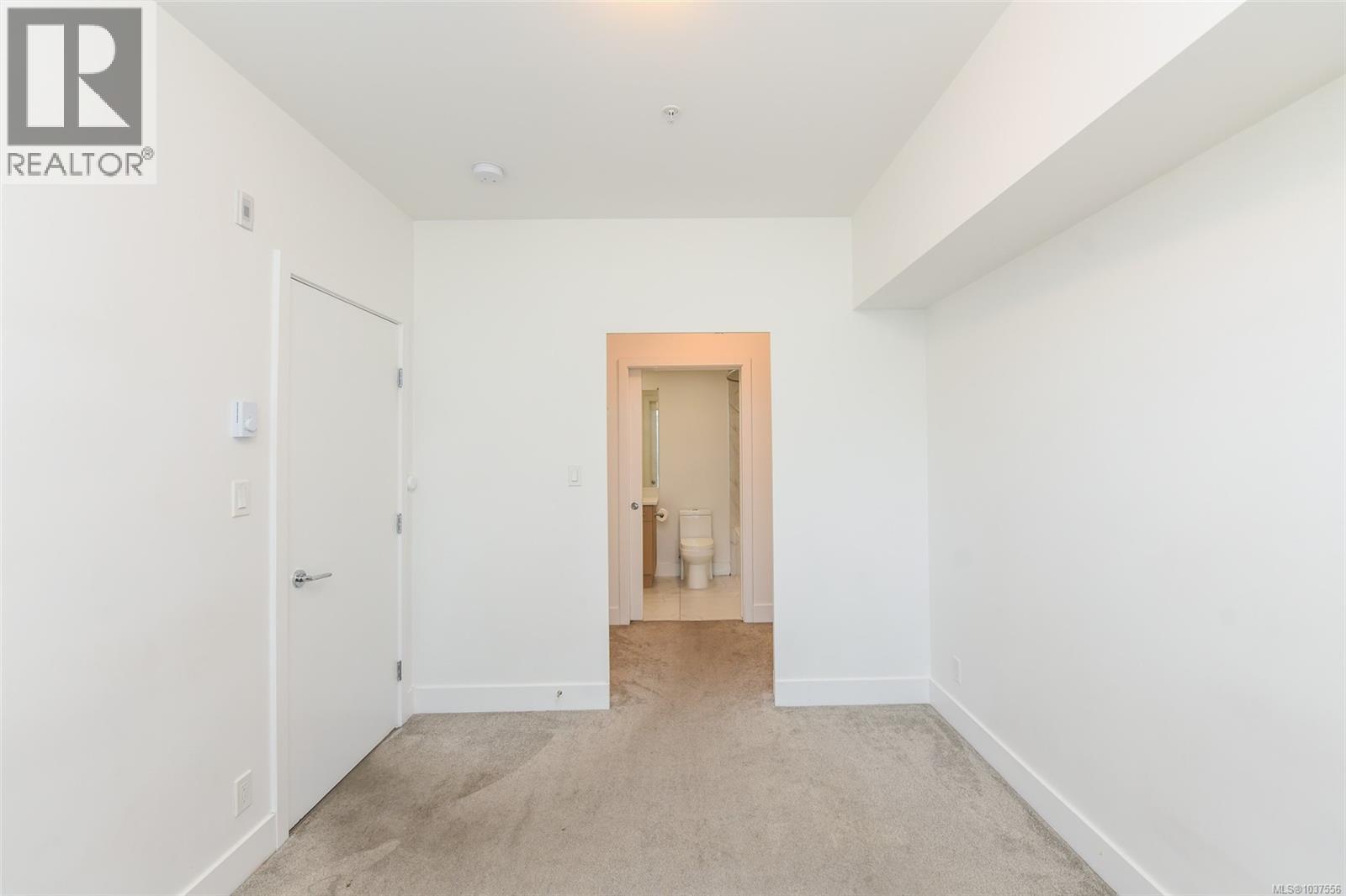 310 3070 Kilpatrick Ave Property Photo 24