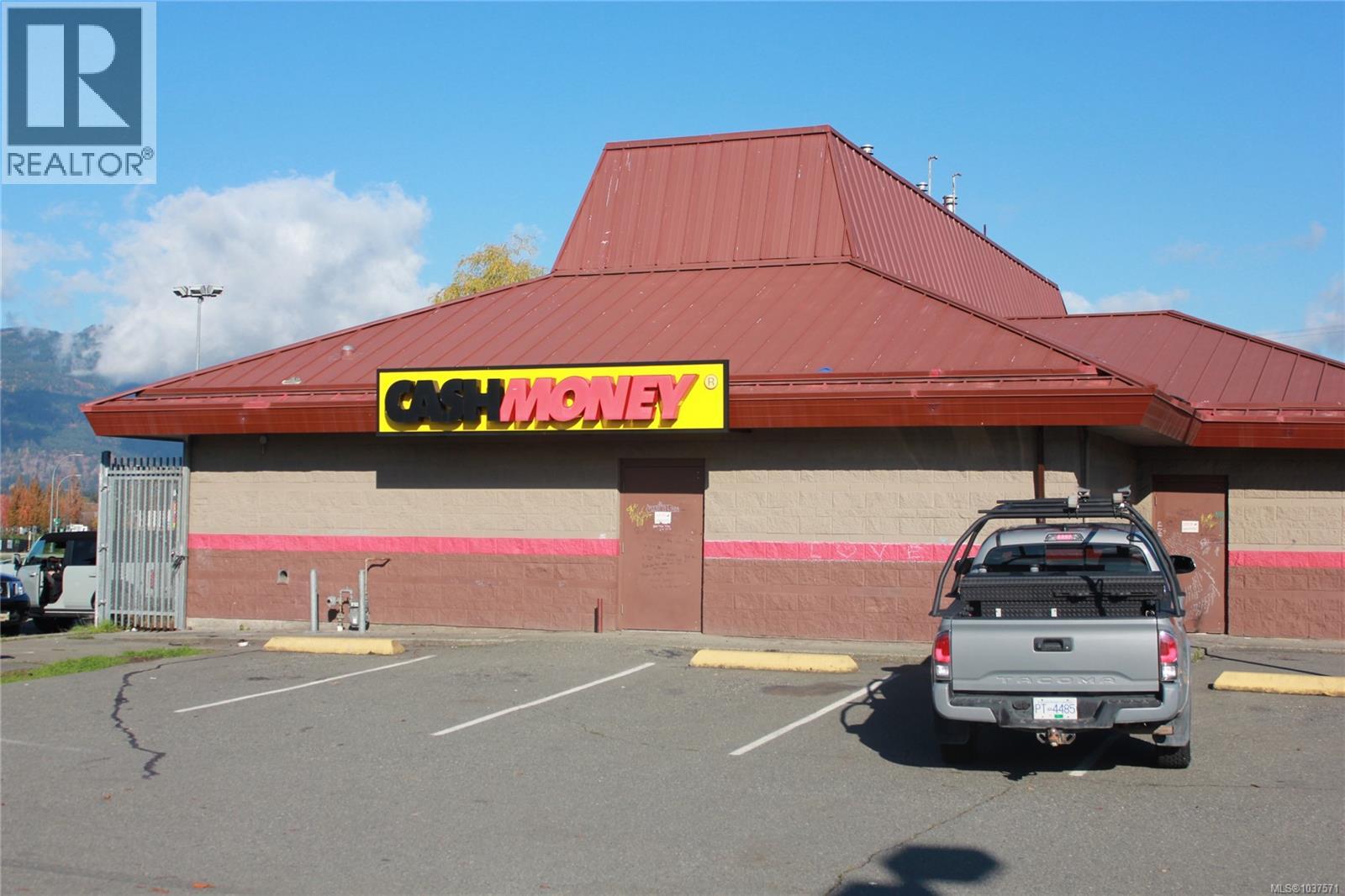 5852 Trans Canada Hwy Property Photo 3