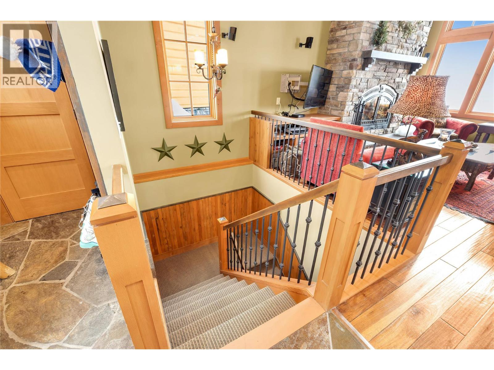 255 Feathertop Way Unit# 8 Property Photo 10