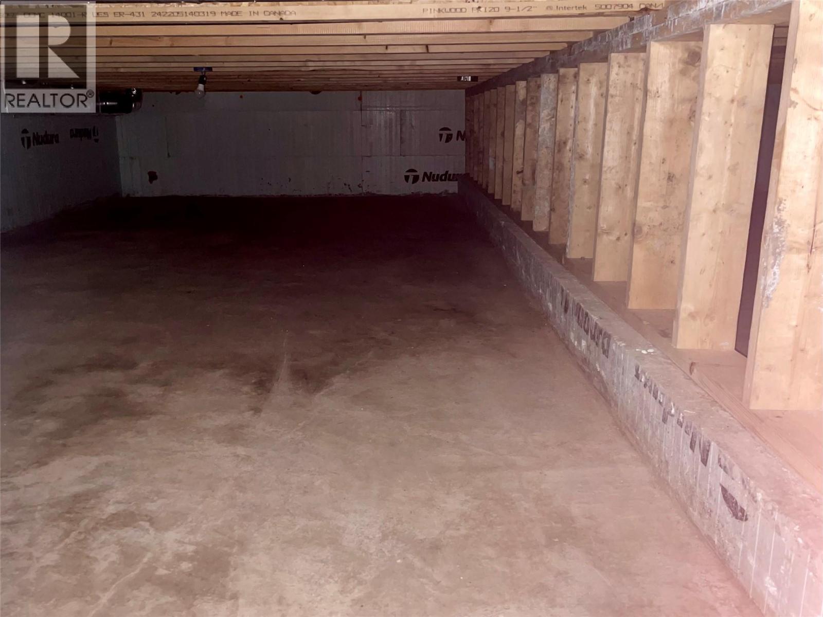 160 3rd Avenue Property Photo 31
