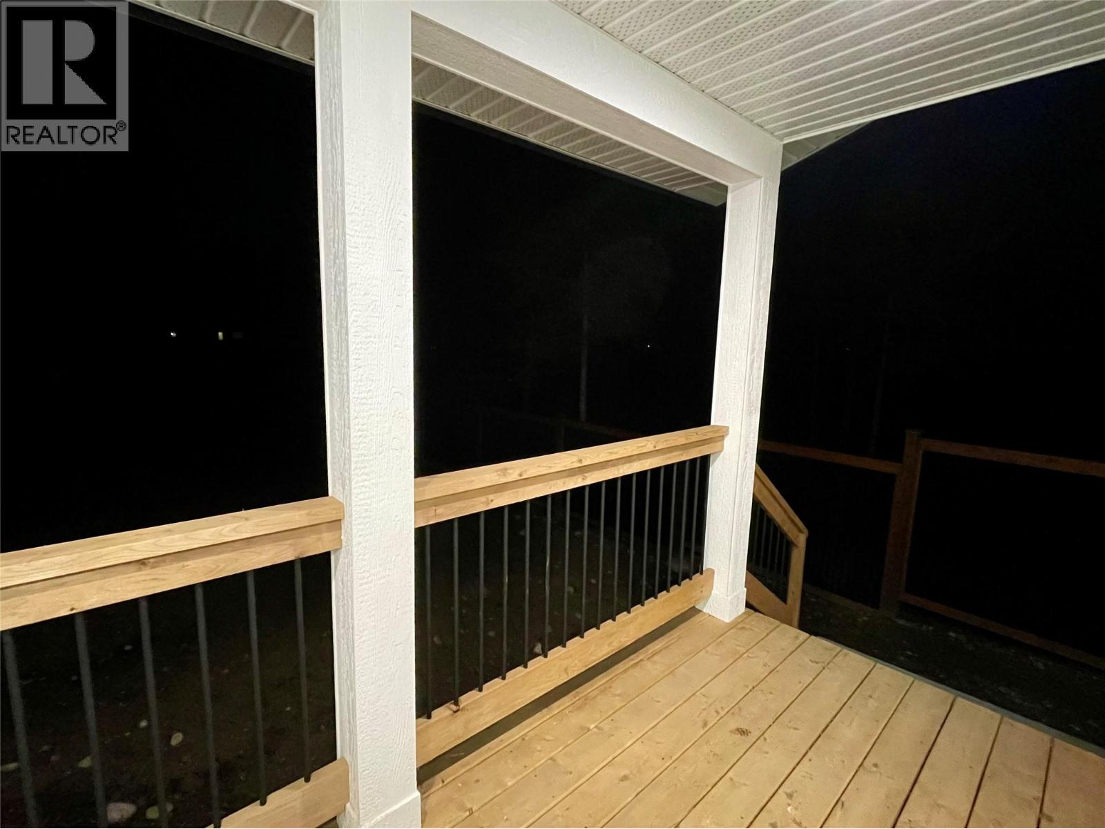 160 3rd Avenue Property Photo 37