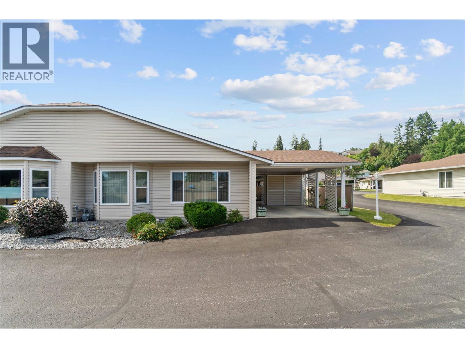 153 Salmon Arm Drive Unit# 11 Property Photo 1