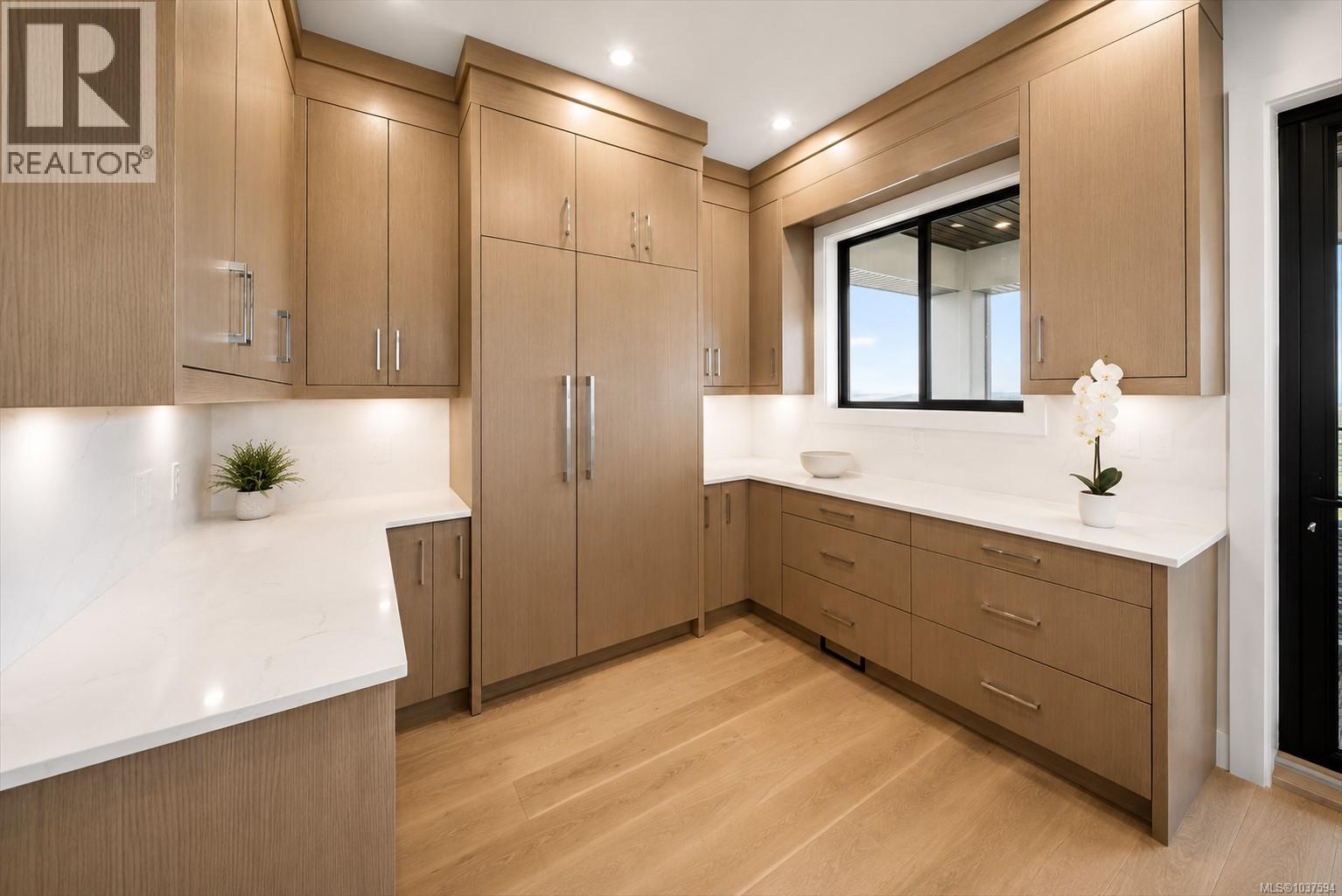 2185 Navigators Rise Property Photo 10