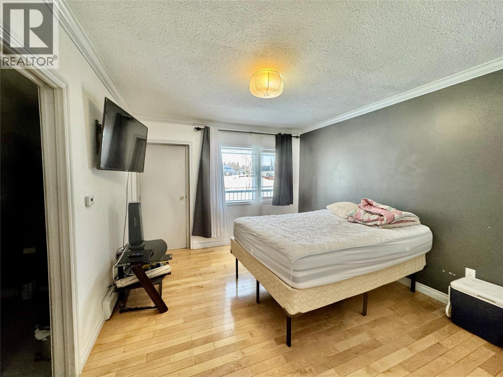 5304 Elevator Road Property Photo 11