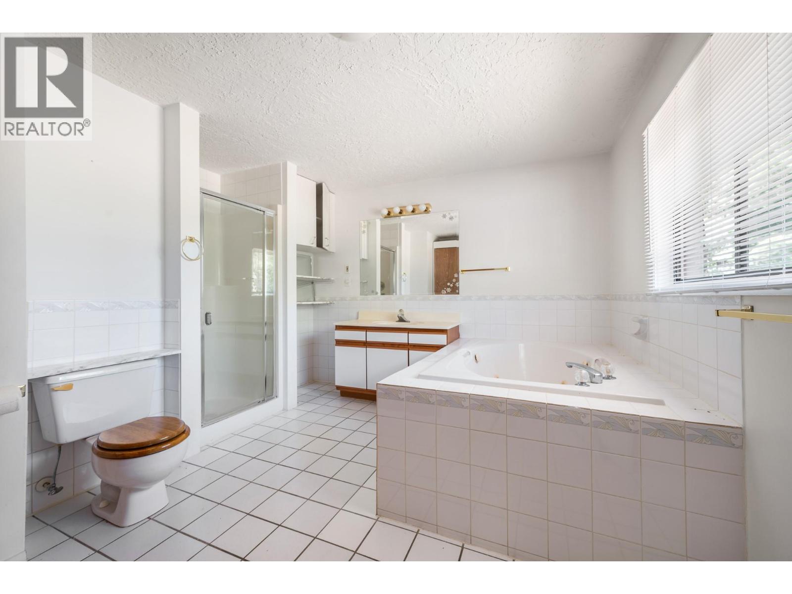 506 Browne Road Property Photo 10