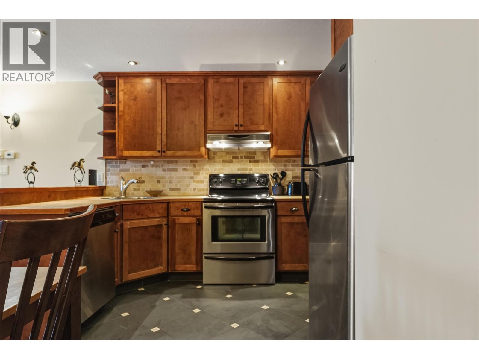 725 Monashee Road Property Photo 39