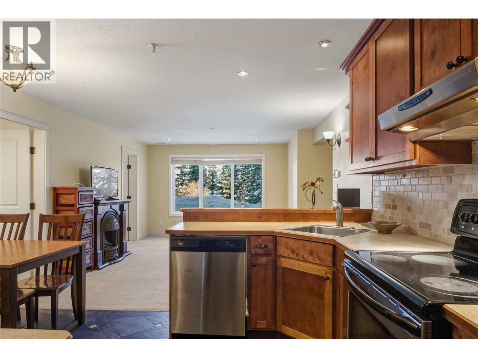 725 Monashee Road Property Photo 41