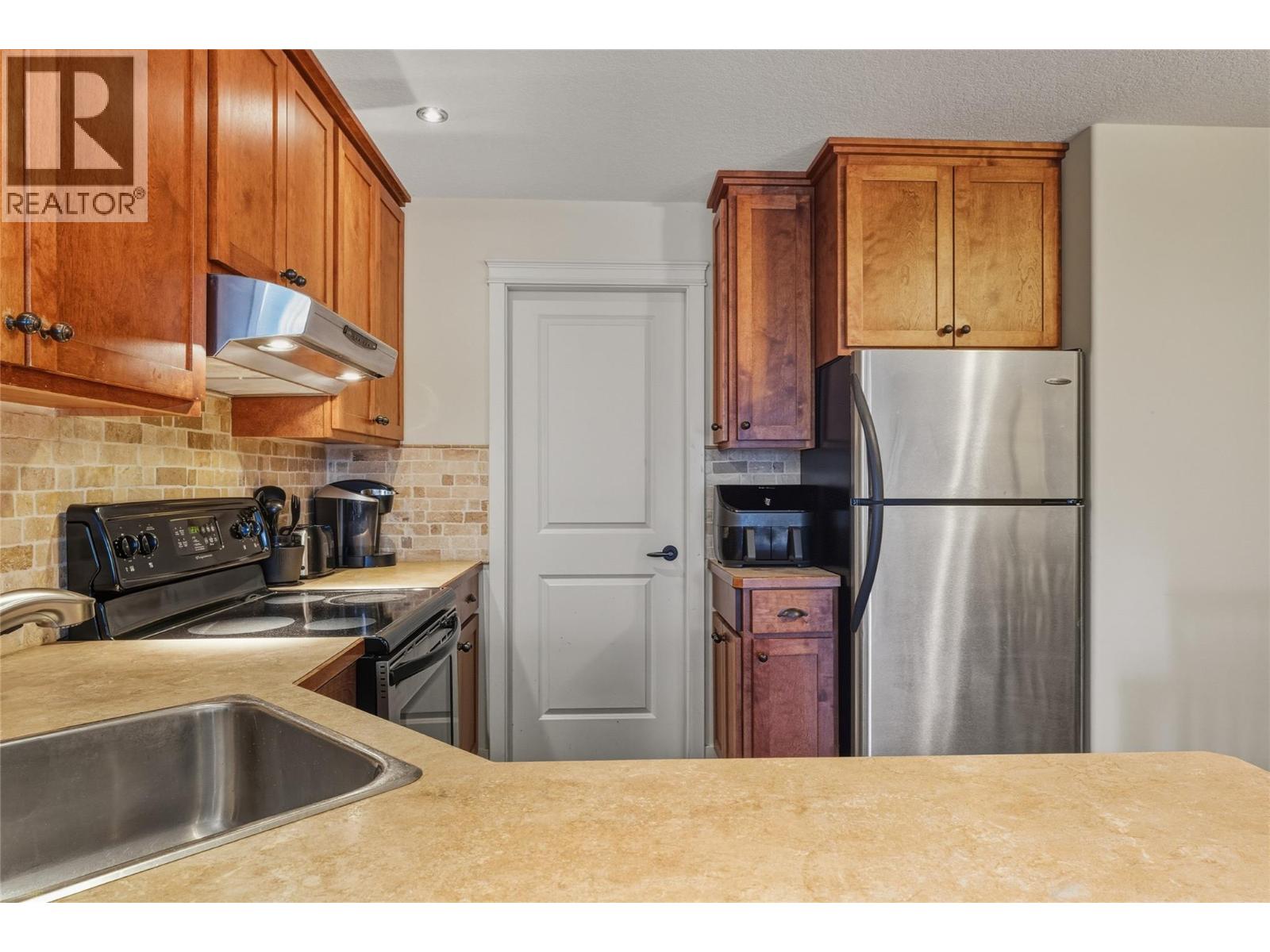 725 Monashee Road Property Photo 42