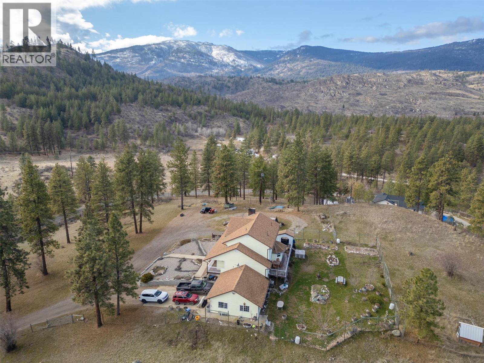 465 Wilson Mountain Road Property Photo 4