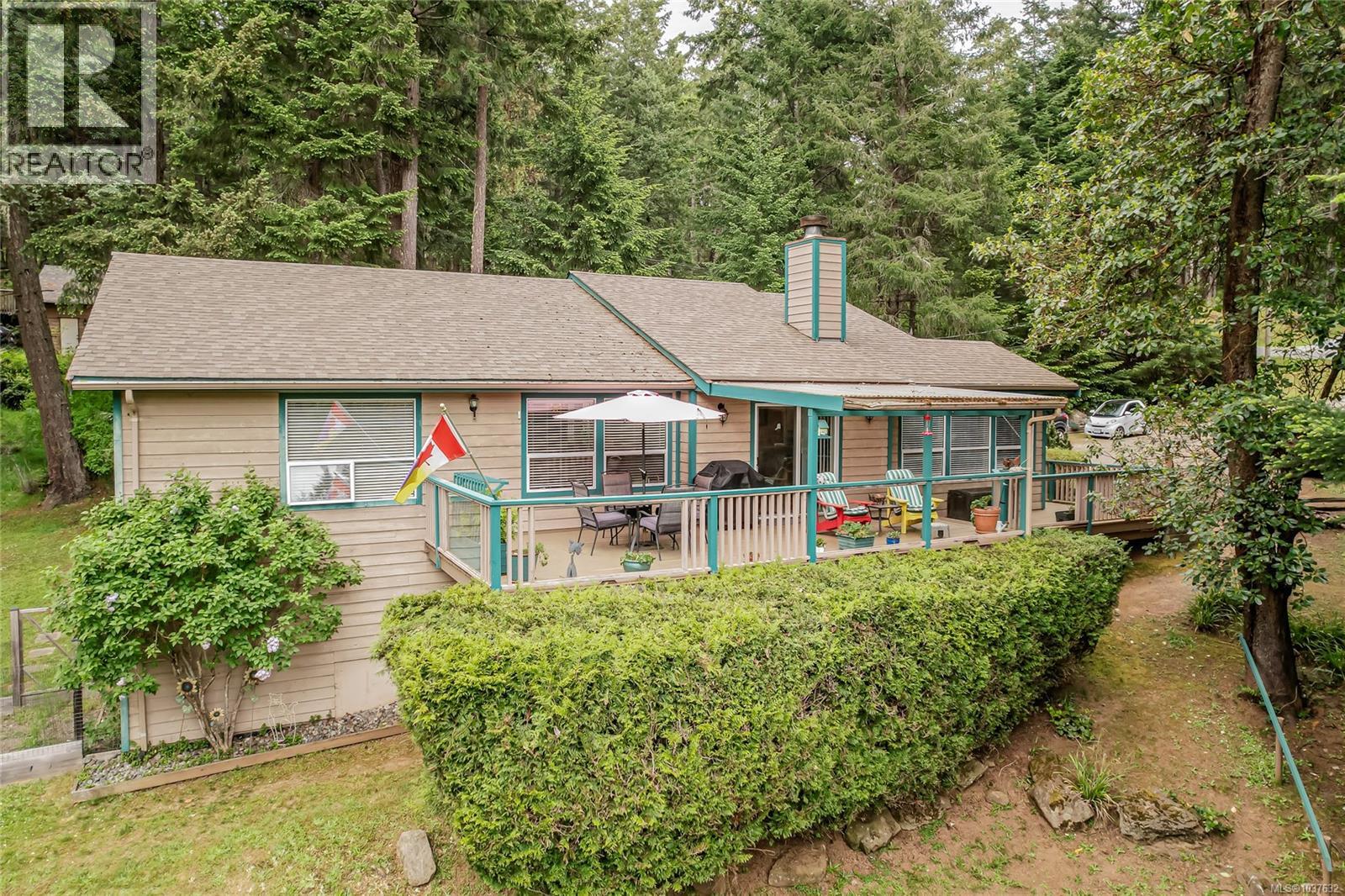 204 Cormorant Cres Property Photo 3