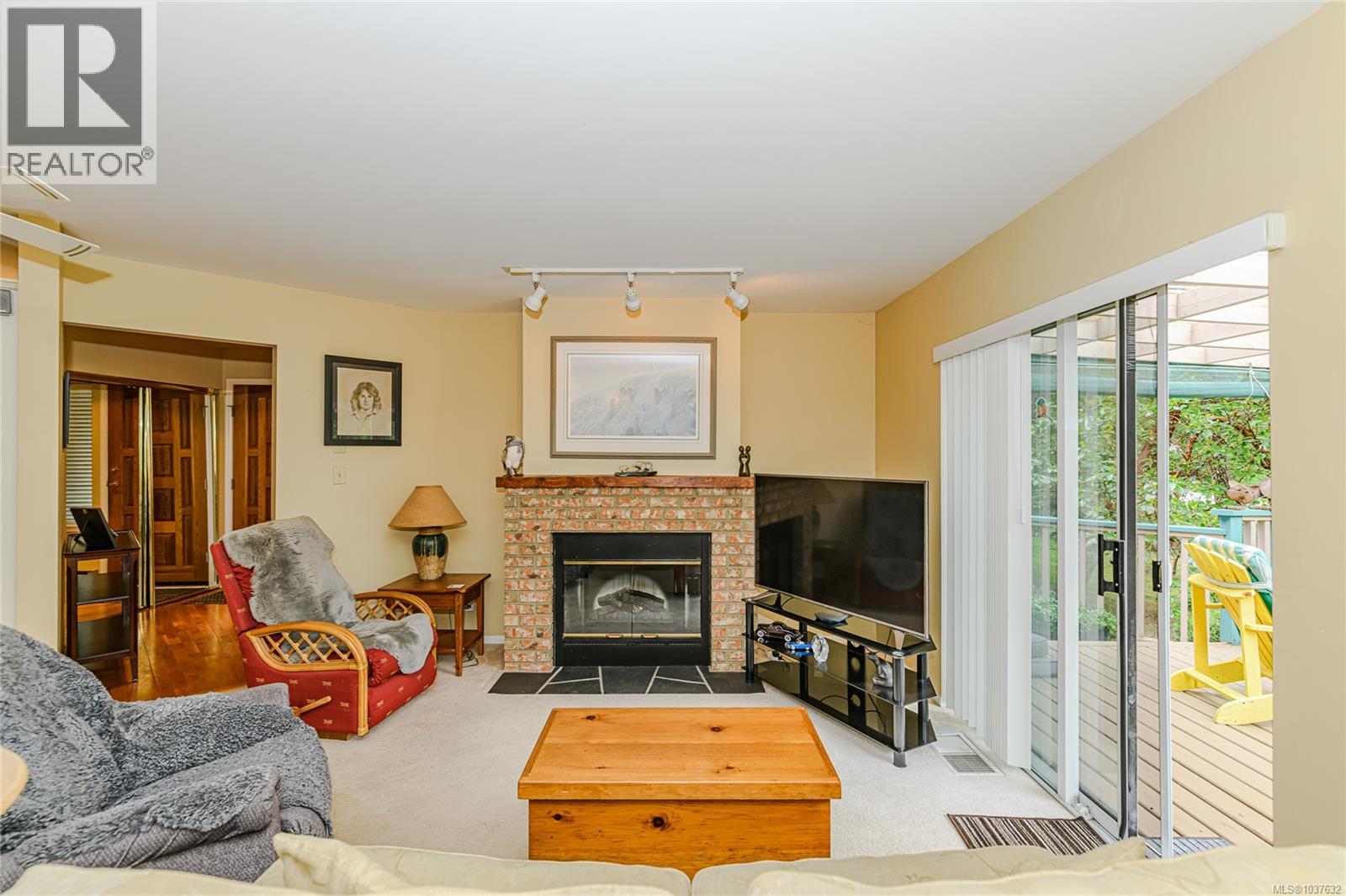 204 Cormorant Cres Property Photo 8