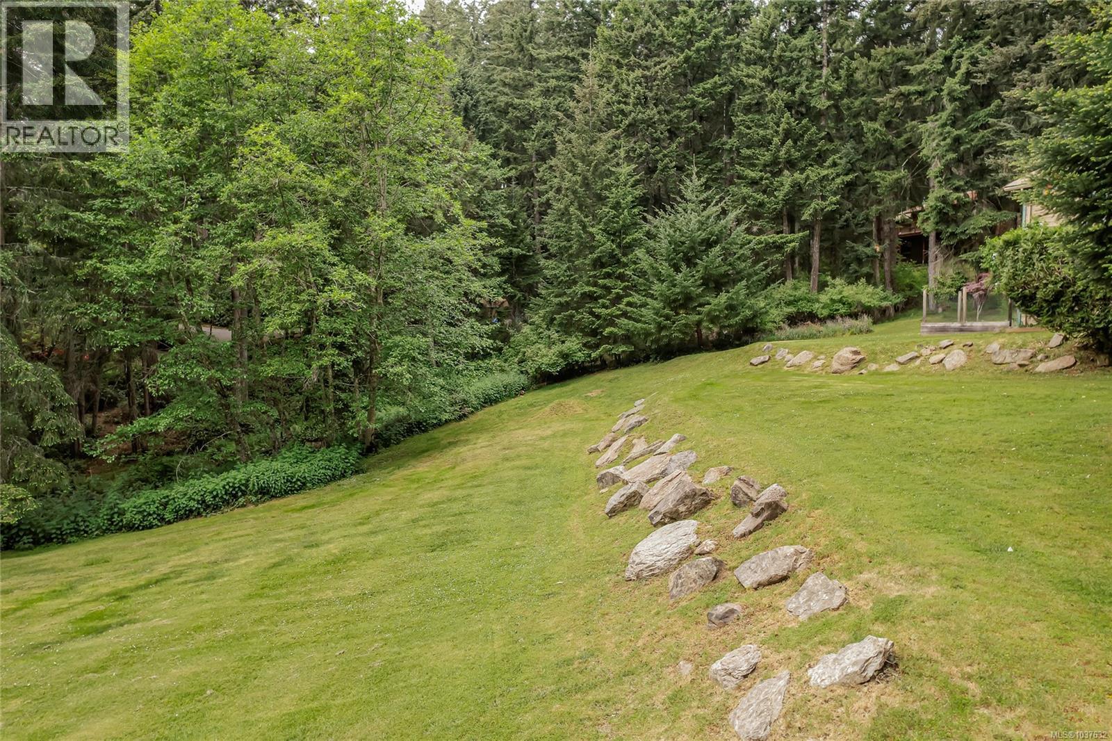 204 Cormorant Cres Property Photo 45