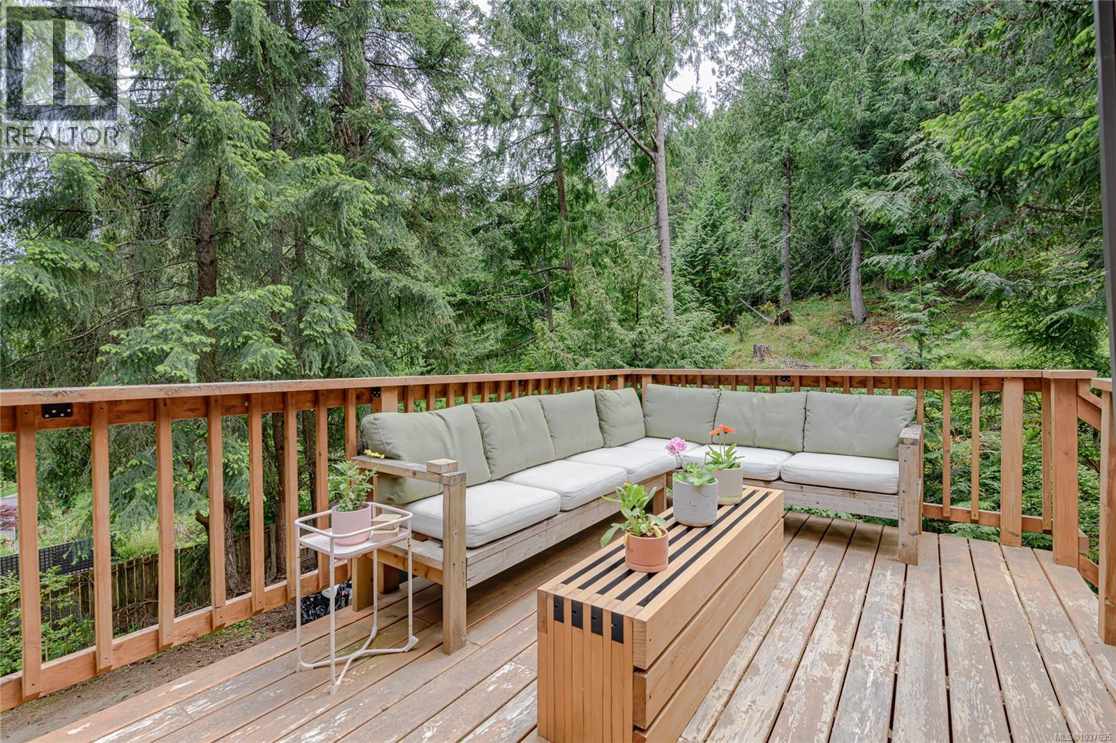421 Mt. Belcher Hts Property Photo 14