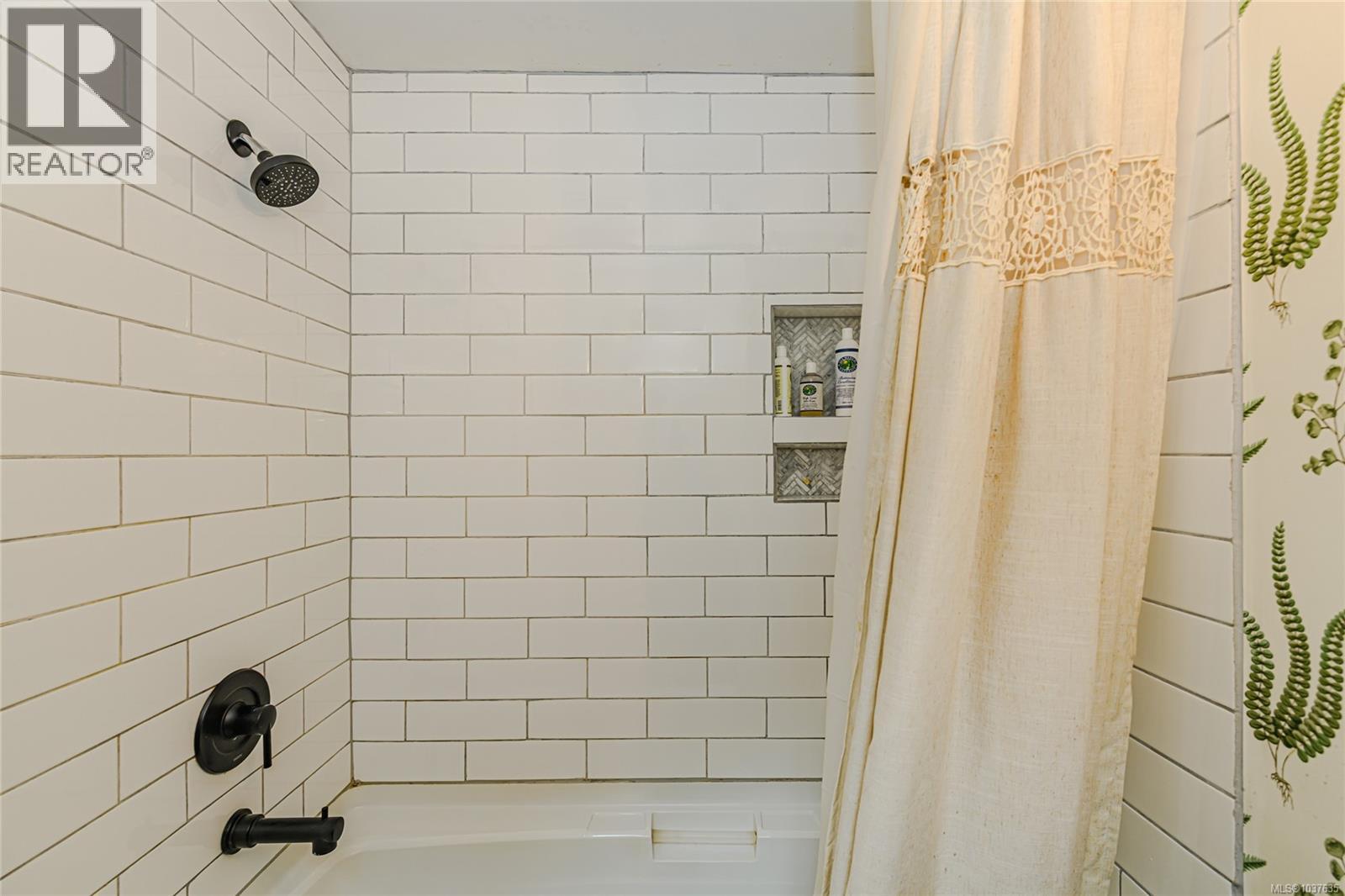 421 Mt. Belcher Hts Property Photo 22