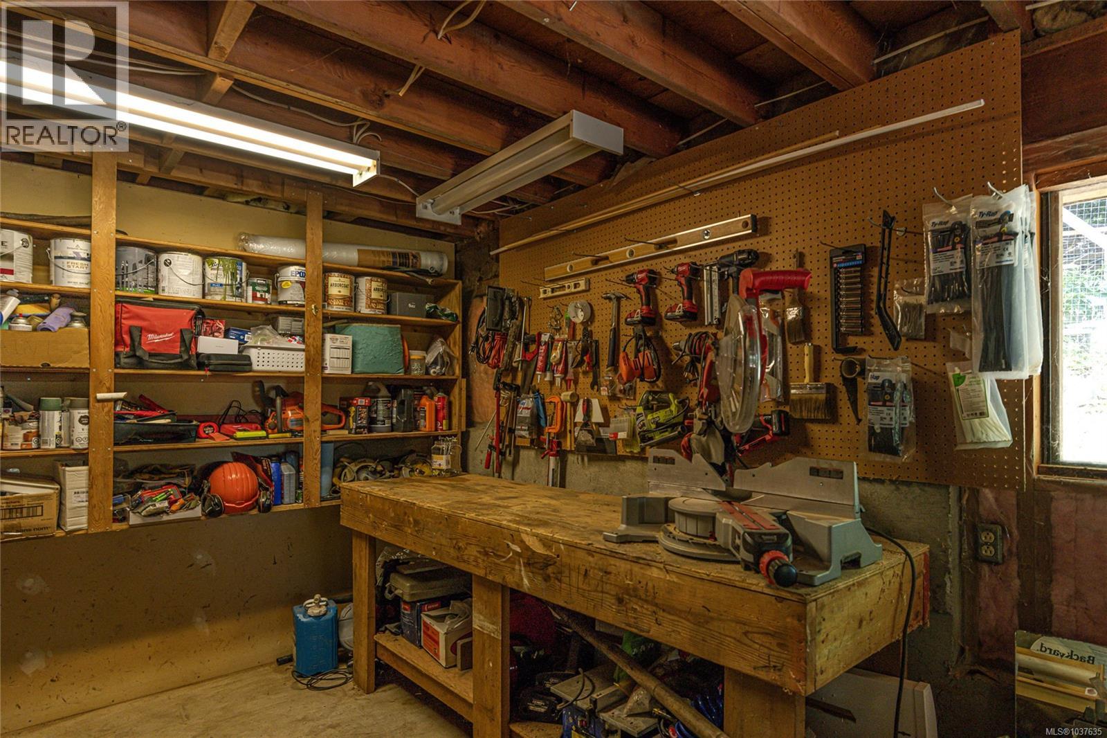 421 Mt. Belcher Hts Property Photo 28