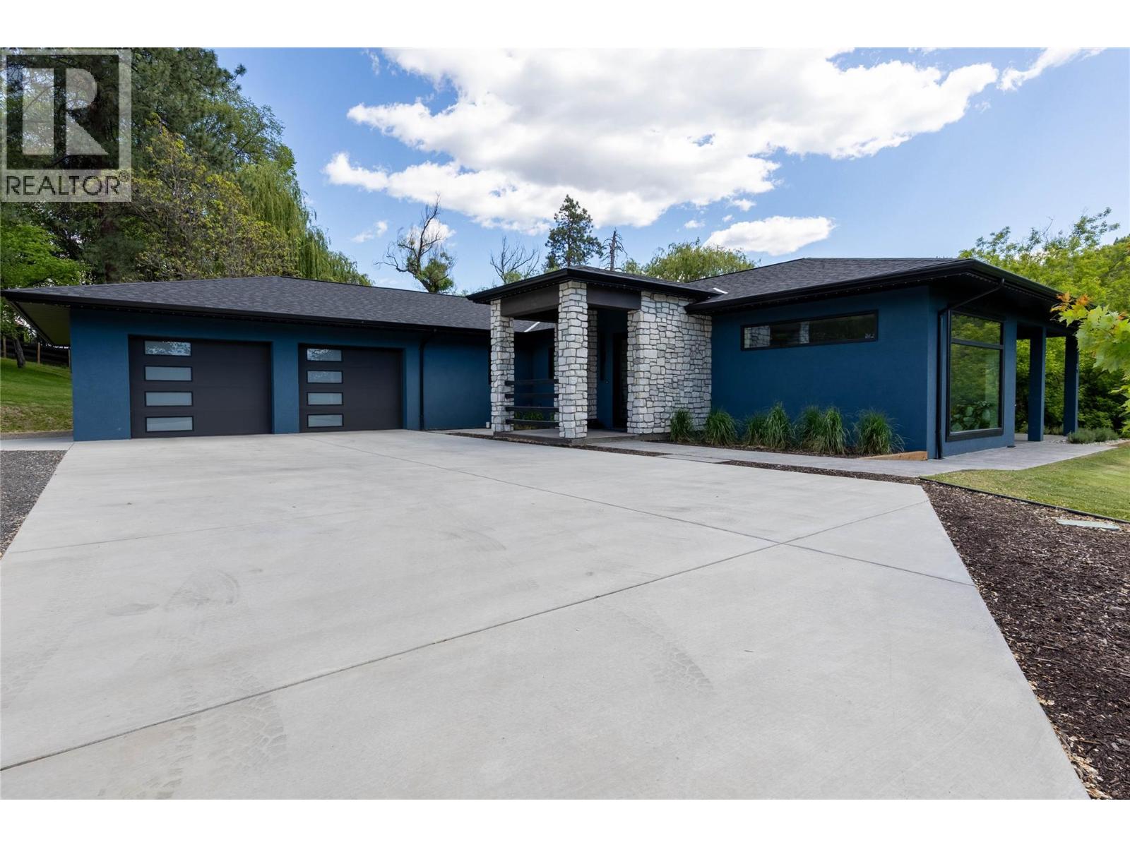 10202 Kalamalka Road Property Photo 1