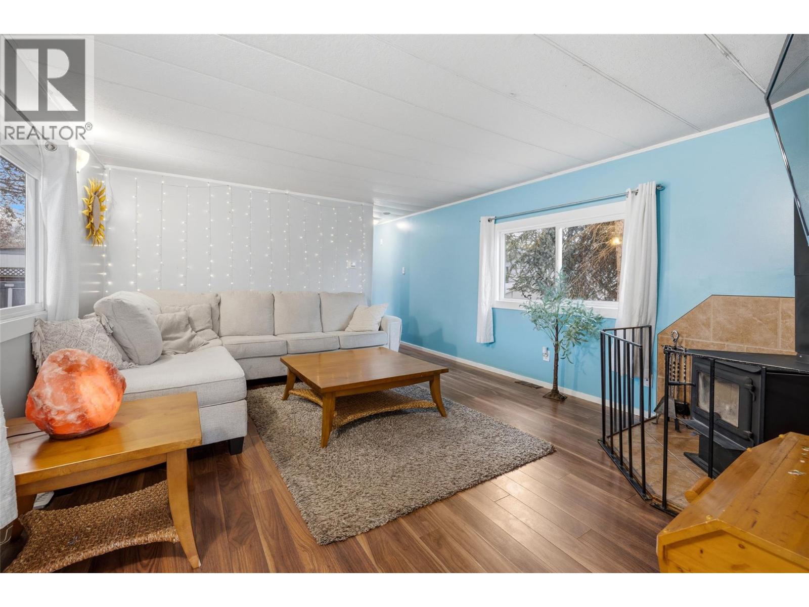 2065 Boucherie Road Unit# 18 Property Photo 15