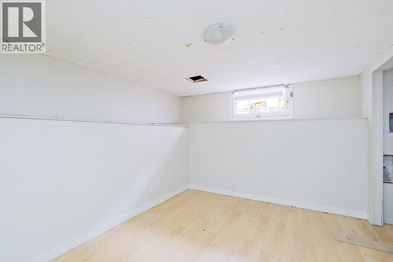 13218 Kelly Avenue Property Photo 21
