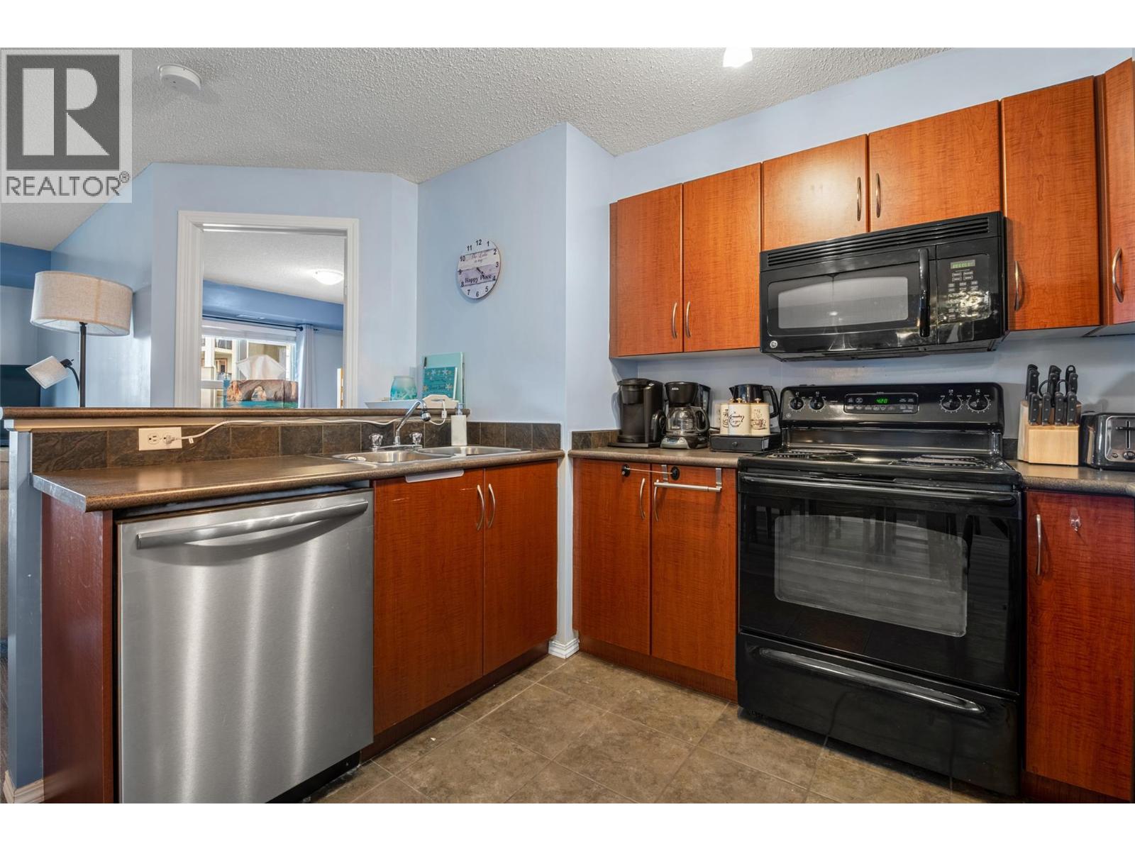205 Third Avenue Unit# 1201 Property Photo 1