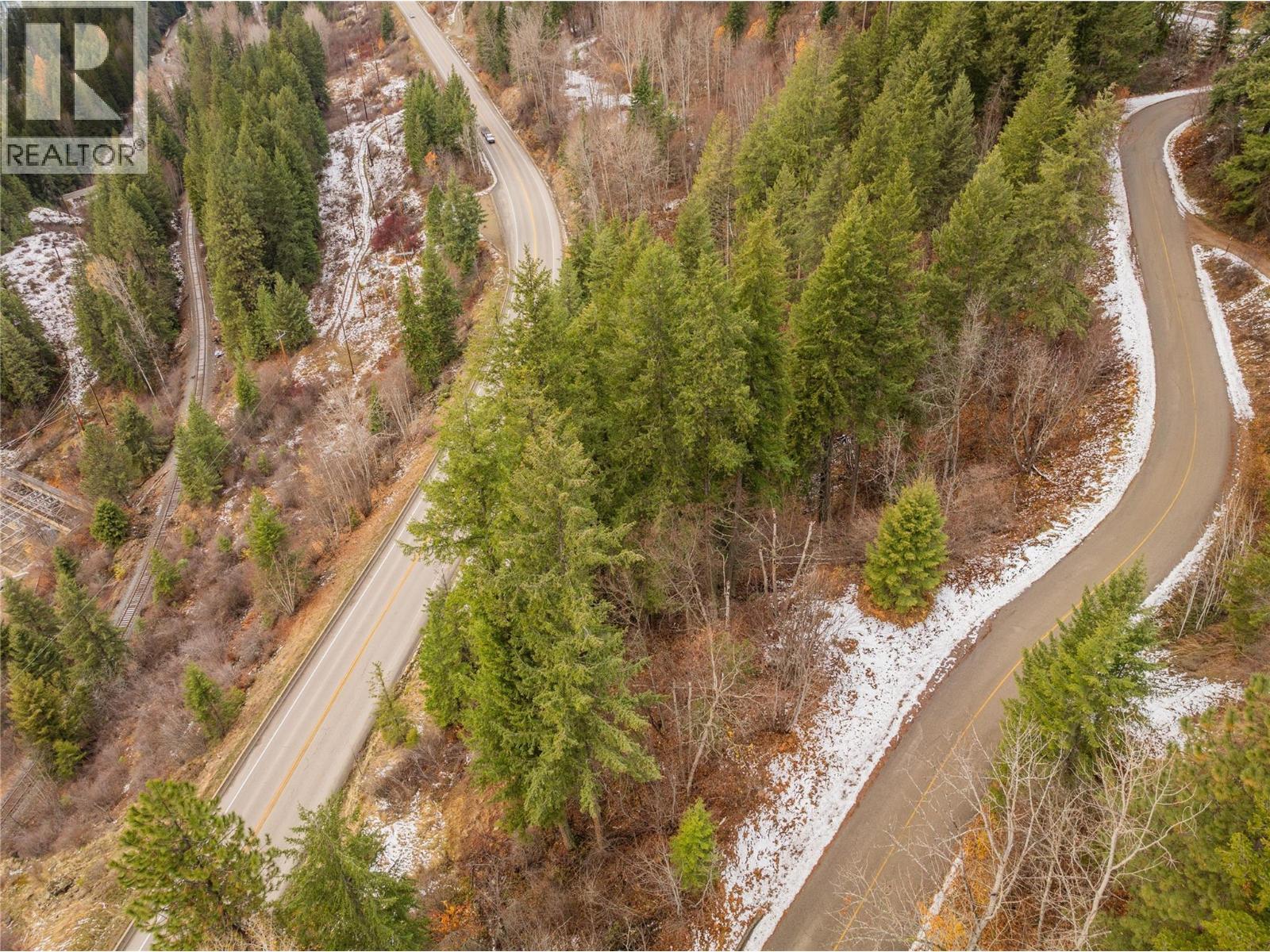 3605 Highway 3a & 6 Road Property Photo 2