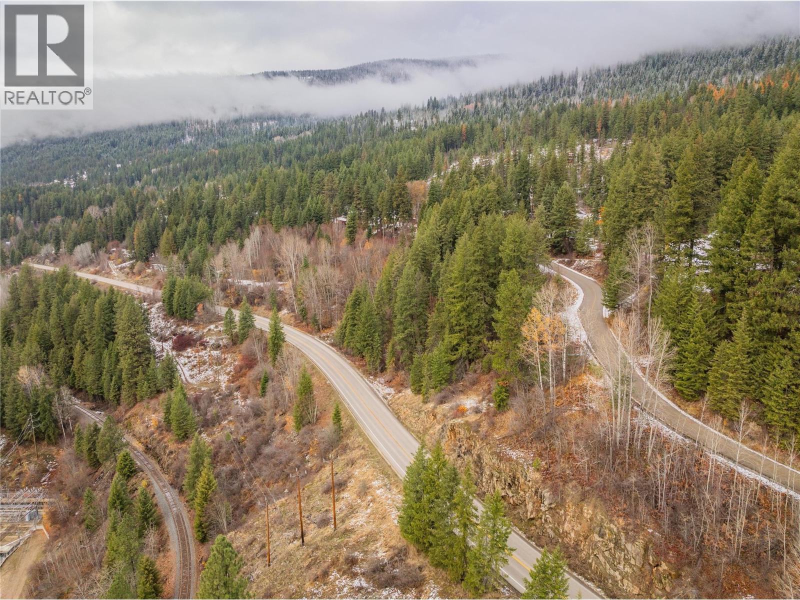 3605 Highway 3a & 6 Road Property Photo 9