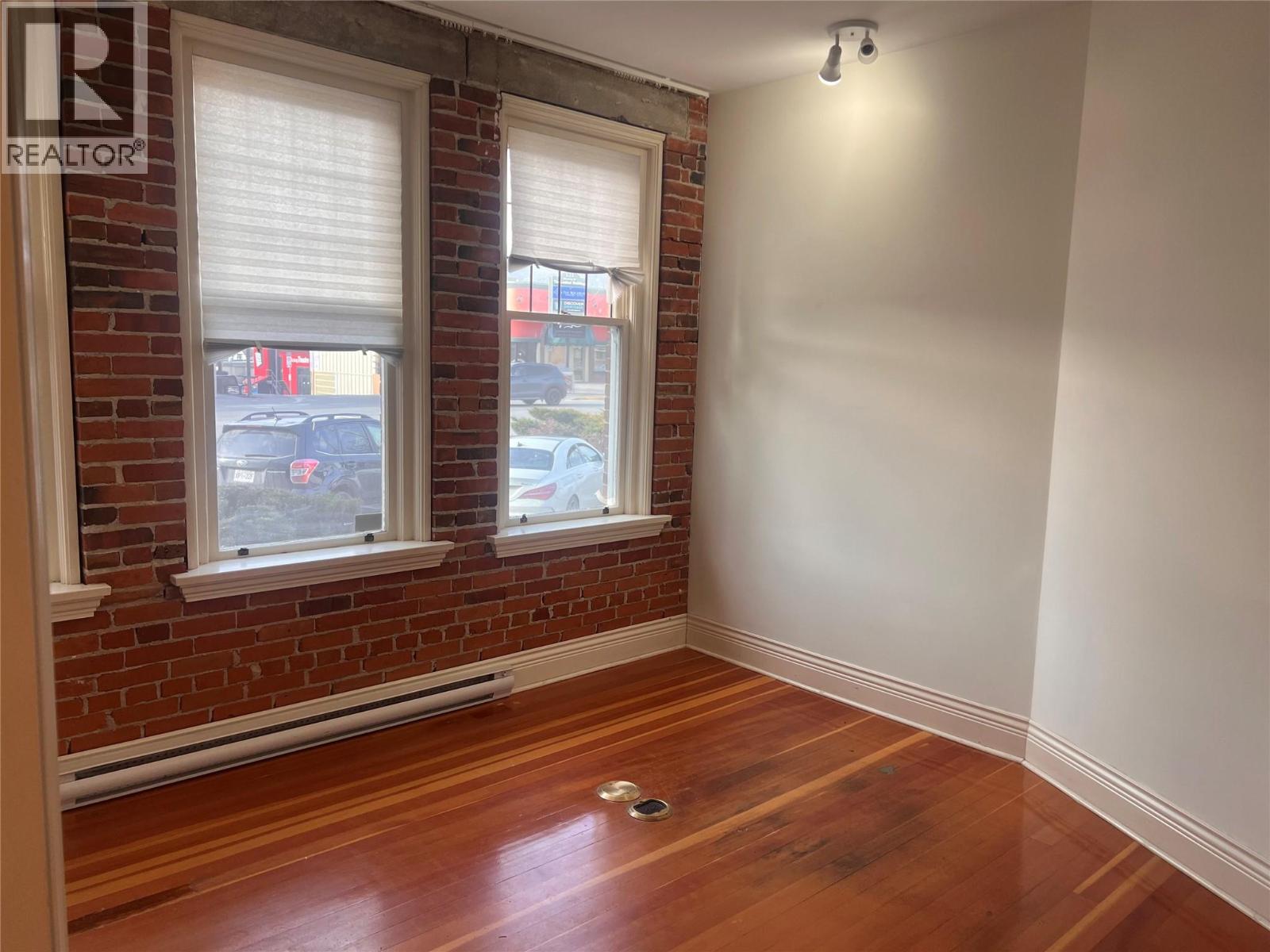 20 Hudson Avenue Unit# 101 Property Photo 2