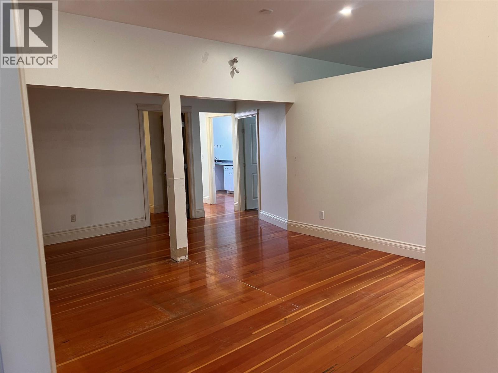 20 Hudson Avenue Unit# 101 Property Photo 4