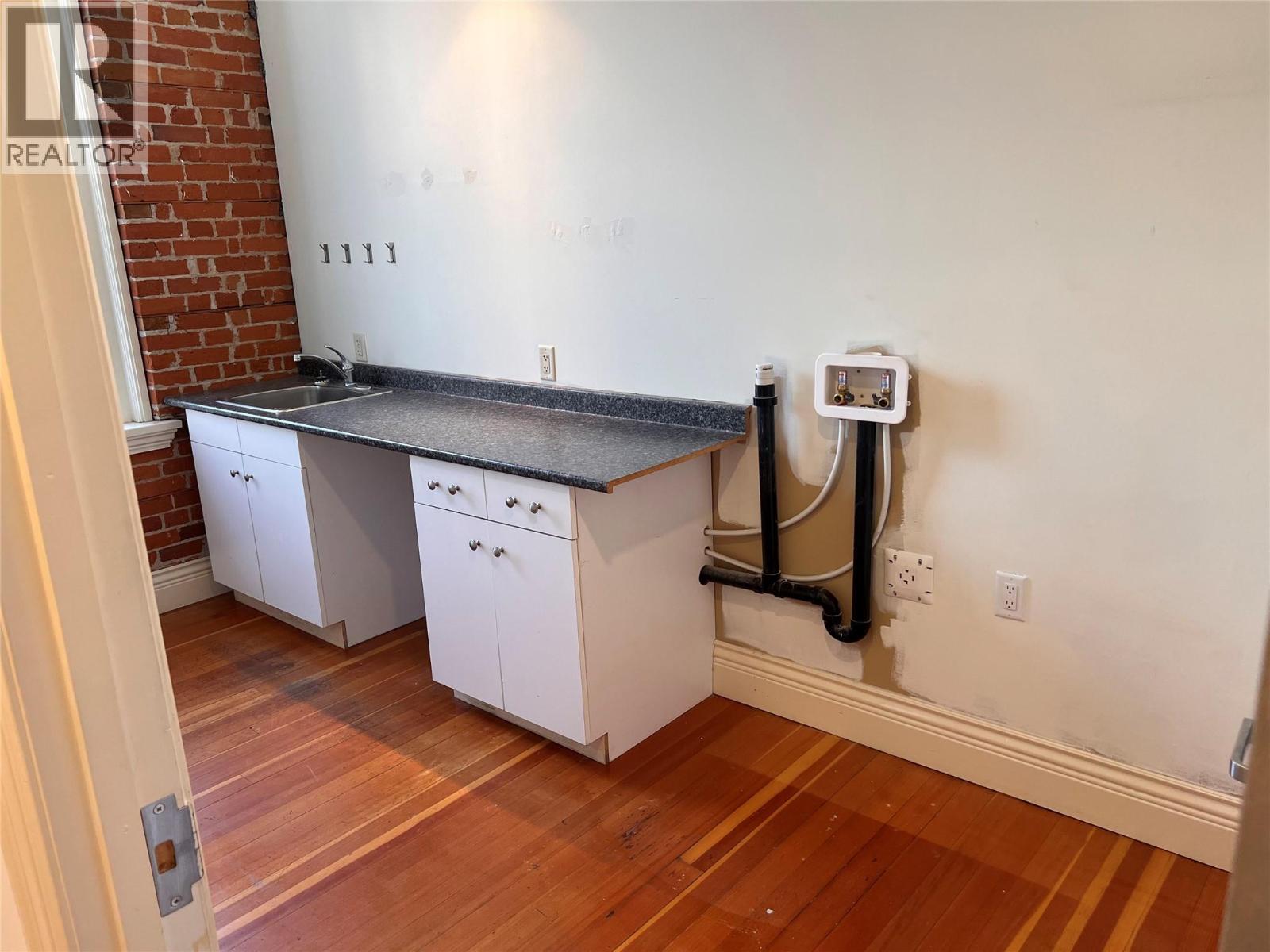 20 Hudson Avenue Unit# 101 Property Photo 11