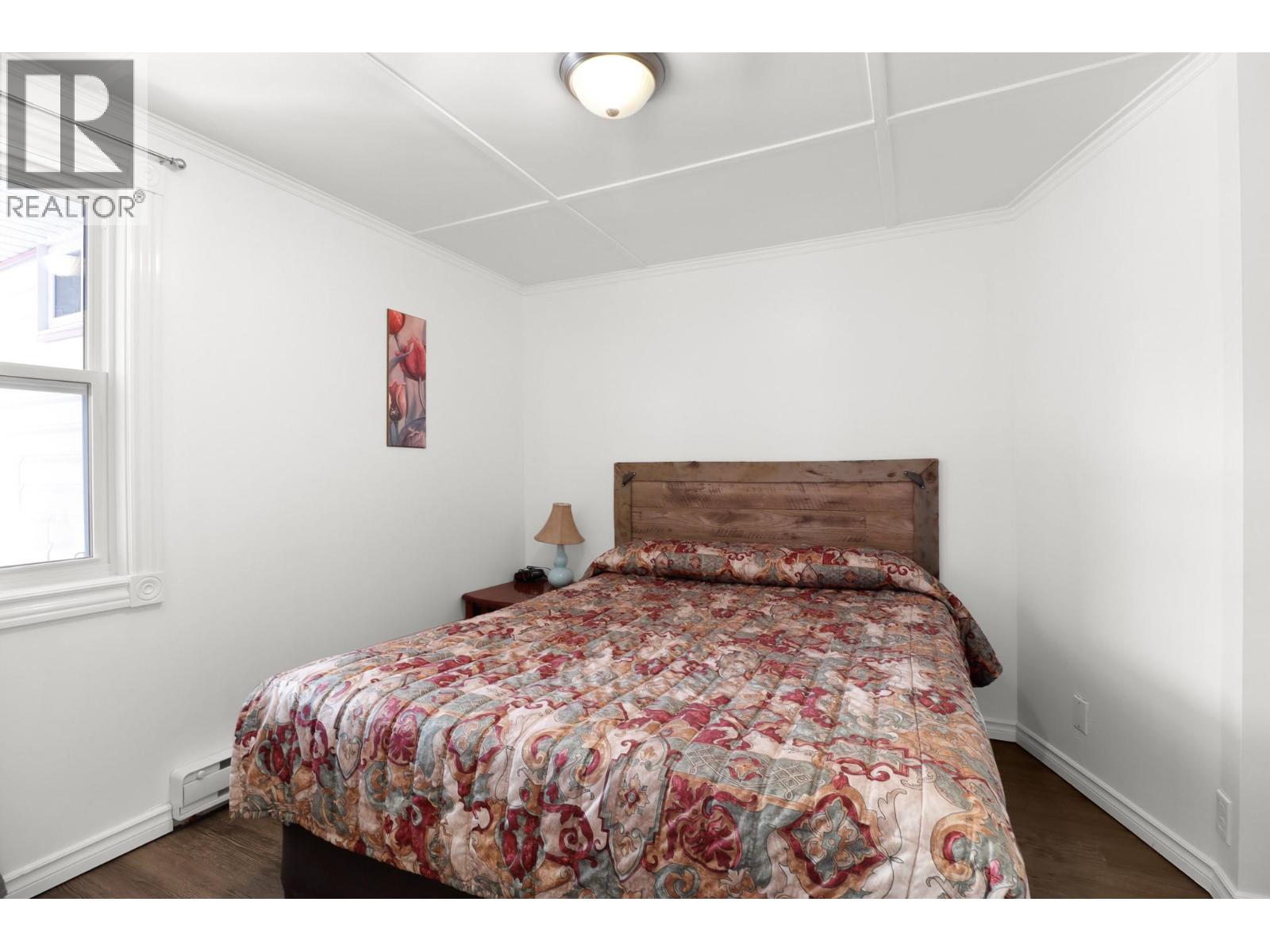 432 Van Horne Street S Property Photo 25
