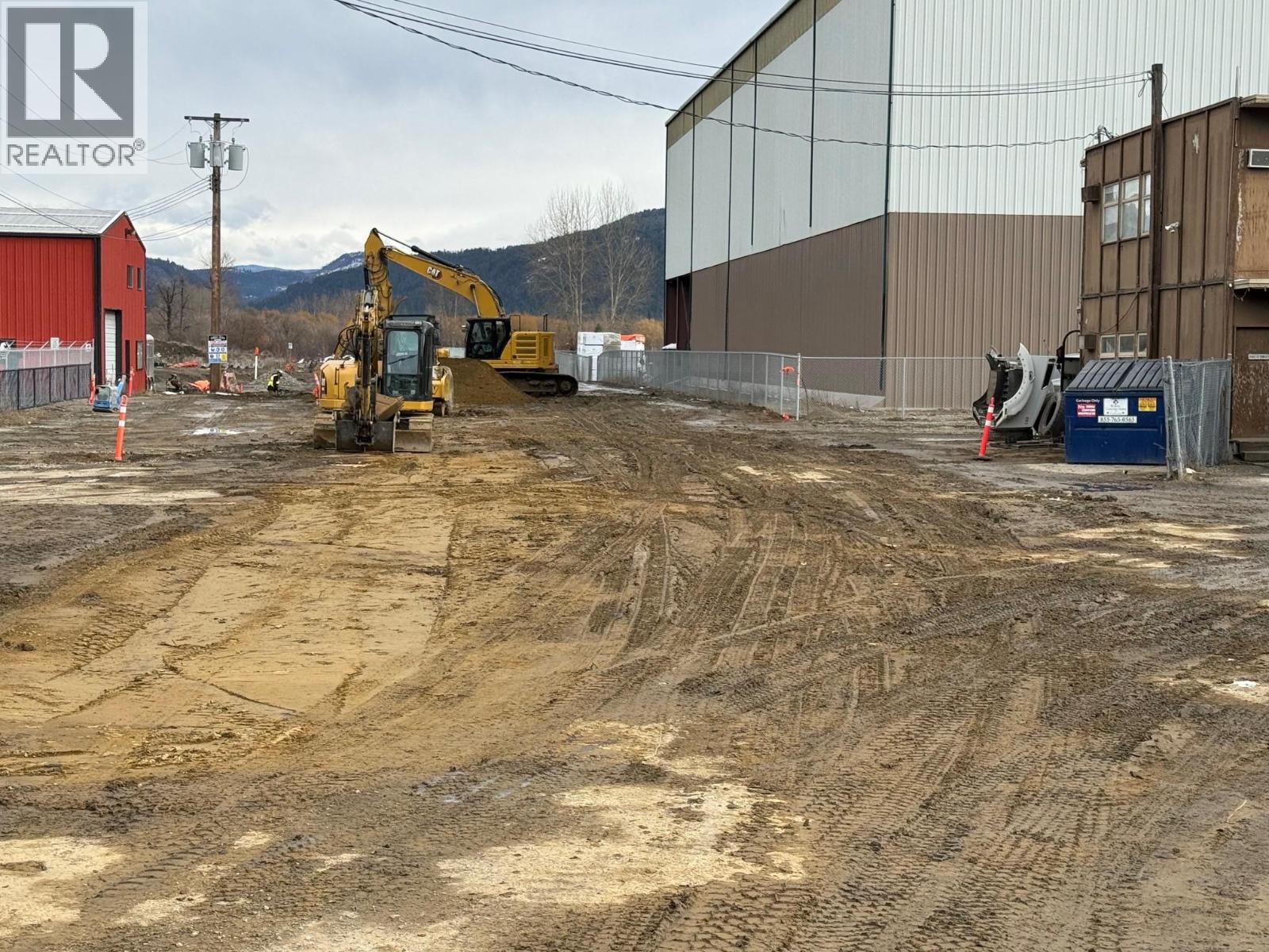 1837 Shuswap Avenue Lot# 3 Property Photo 11