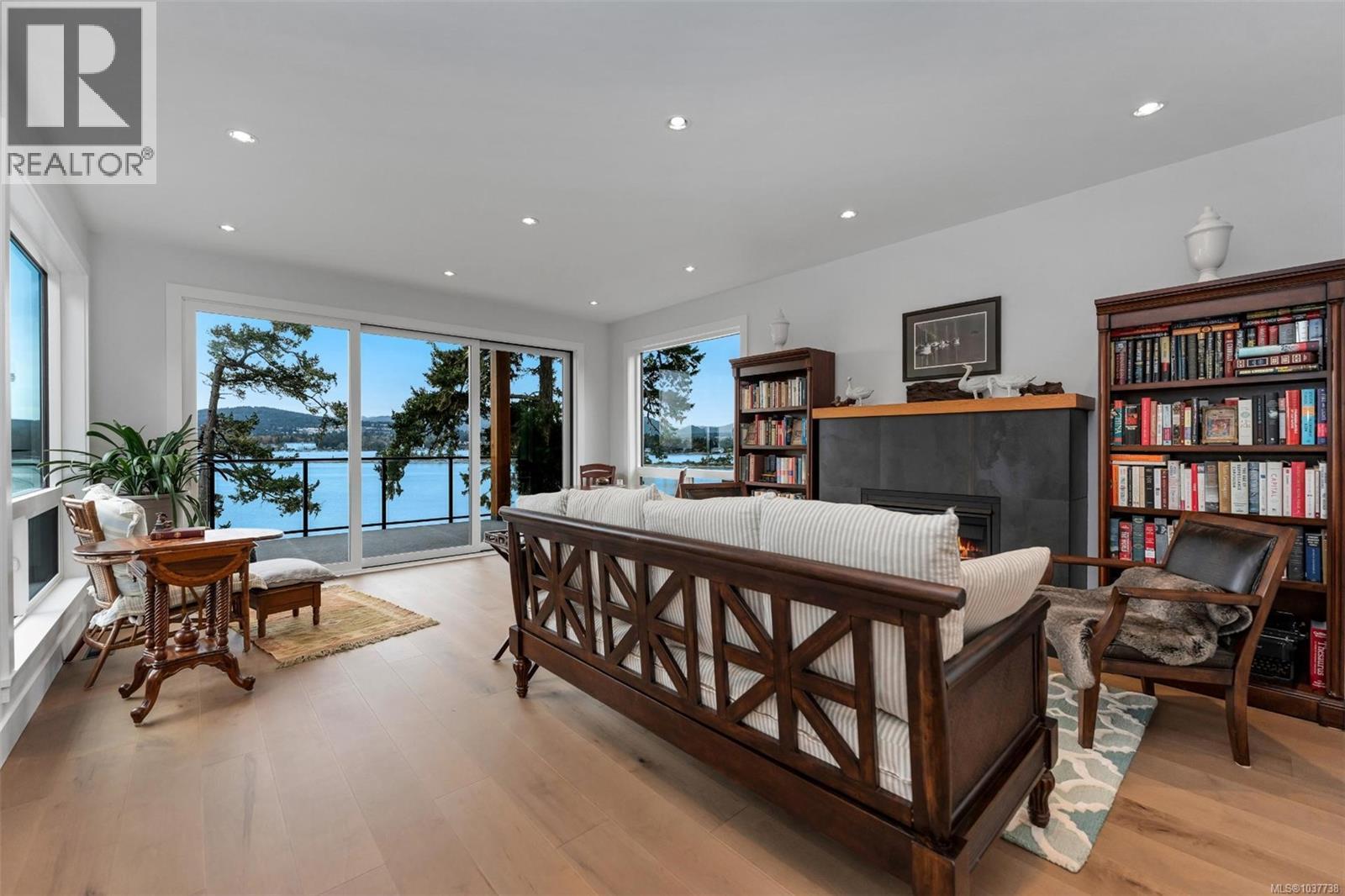 7210 Sea Cliff Rd Property Photo 32