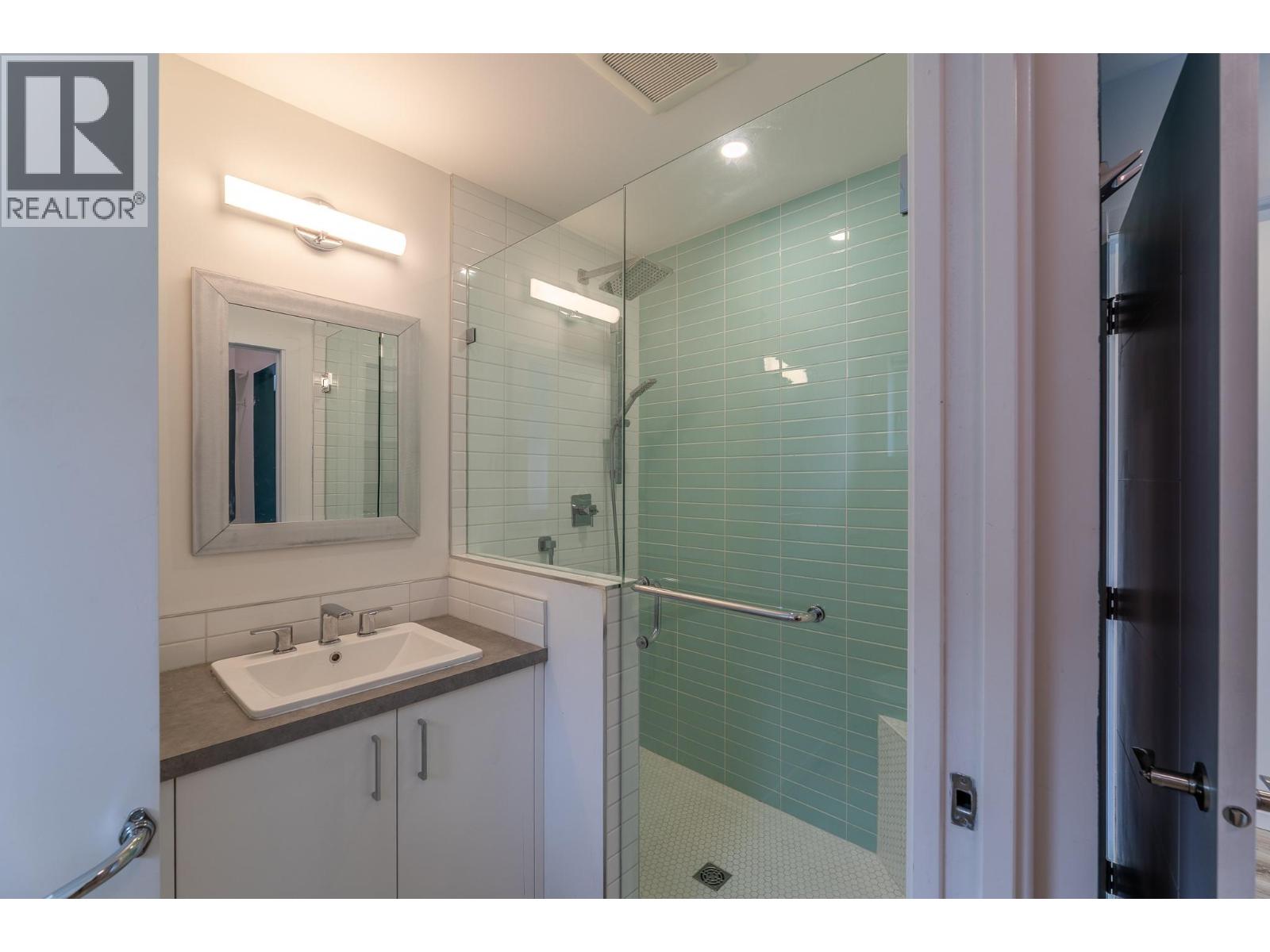 490 Eckhardt Avenue Unit# 101 Property Photo 26