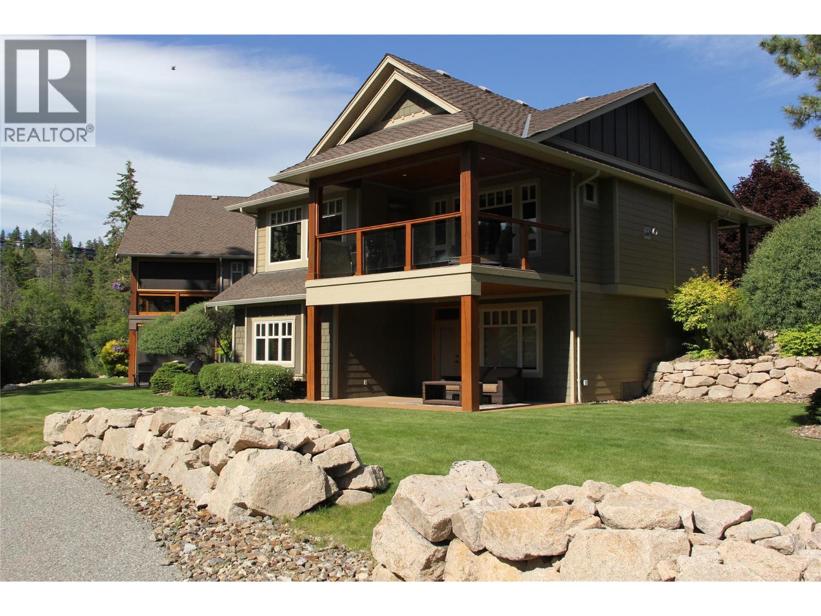 27 Birdie Lake Drive Unit# 4 Property Photo 1