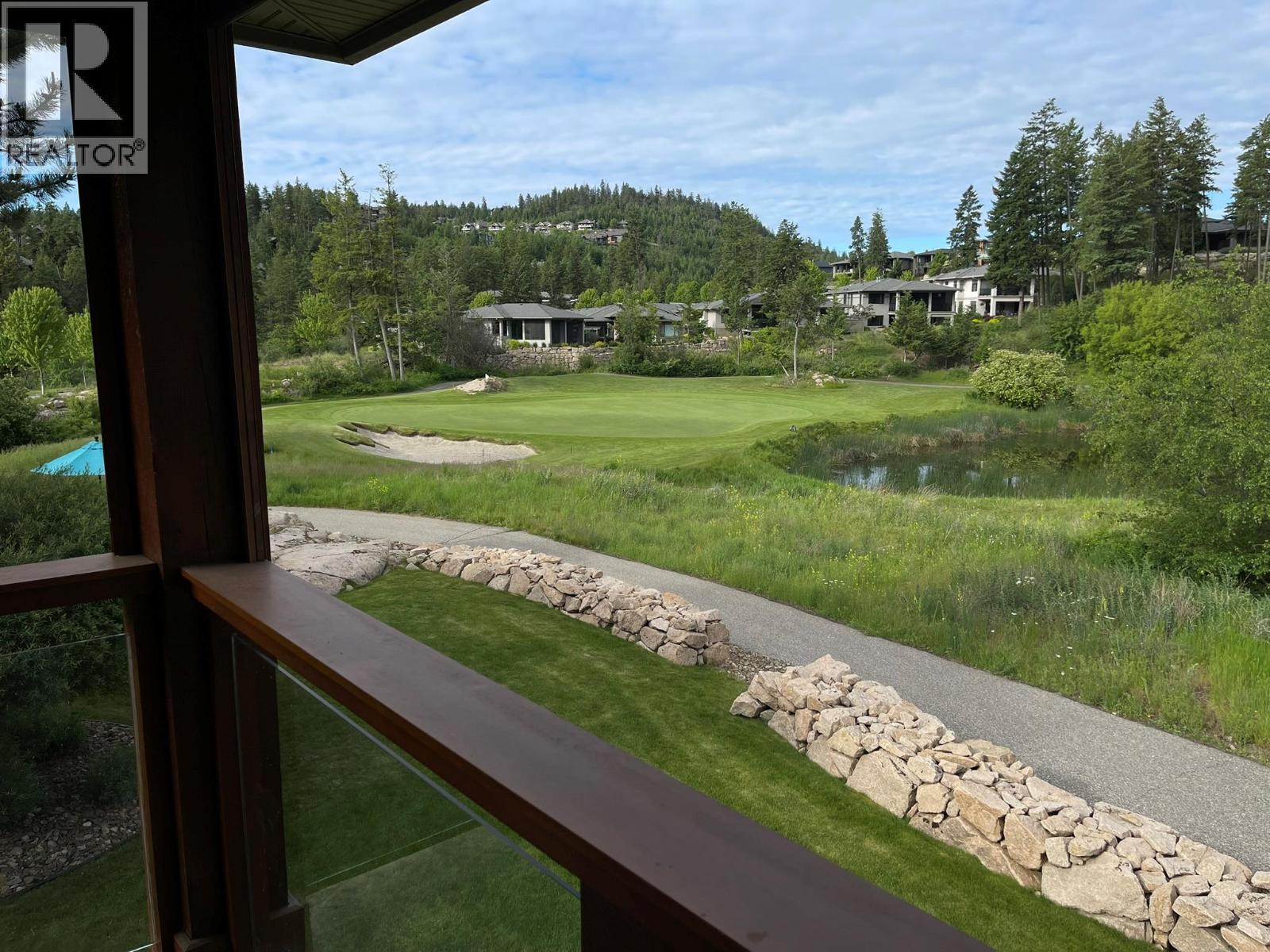 27 Birdie Lake Drive Unit# 4 Property Photo 22